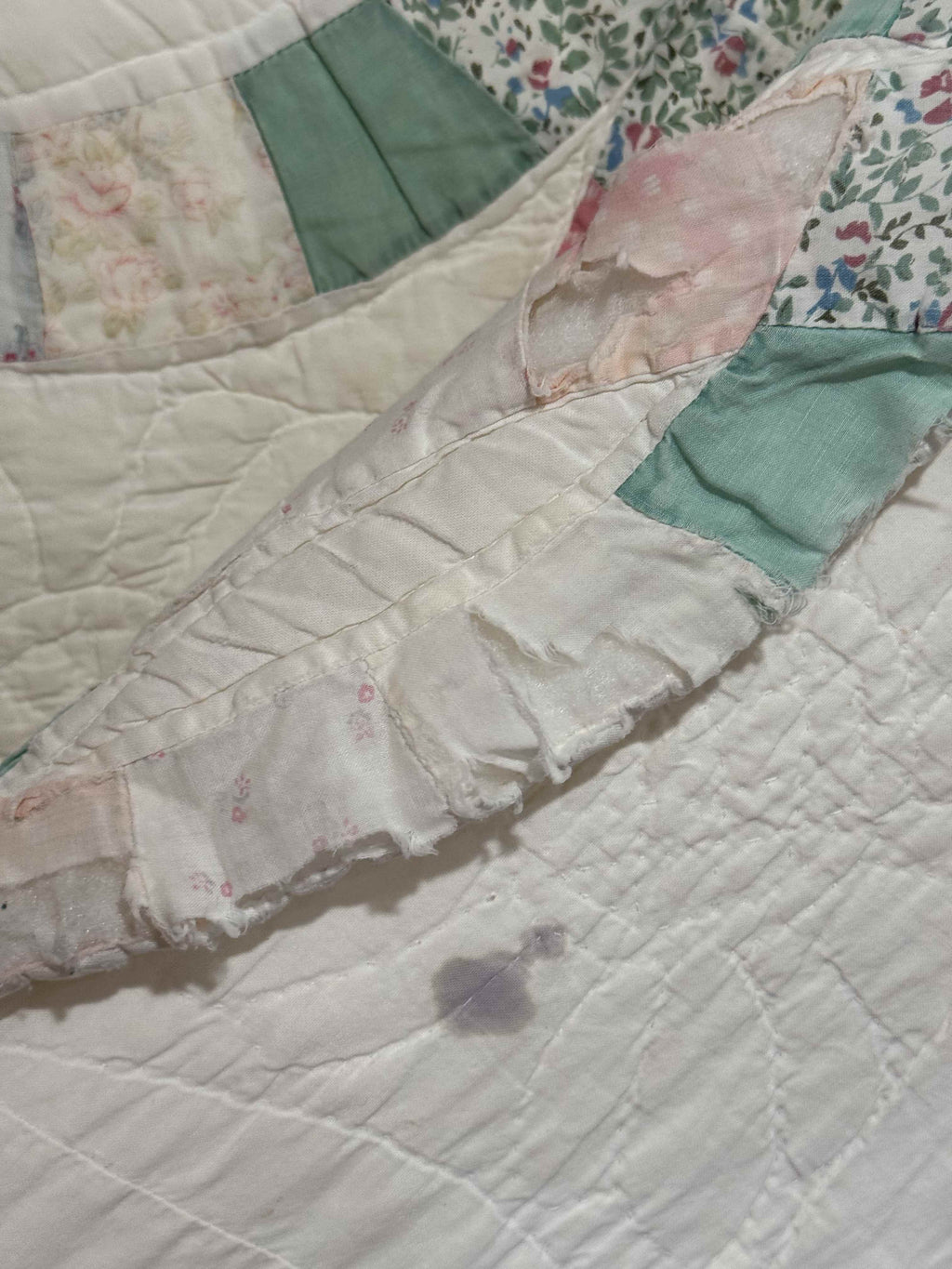 Vintage Double Wedding Ring Quilt