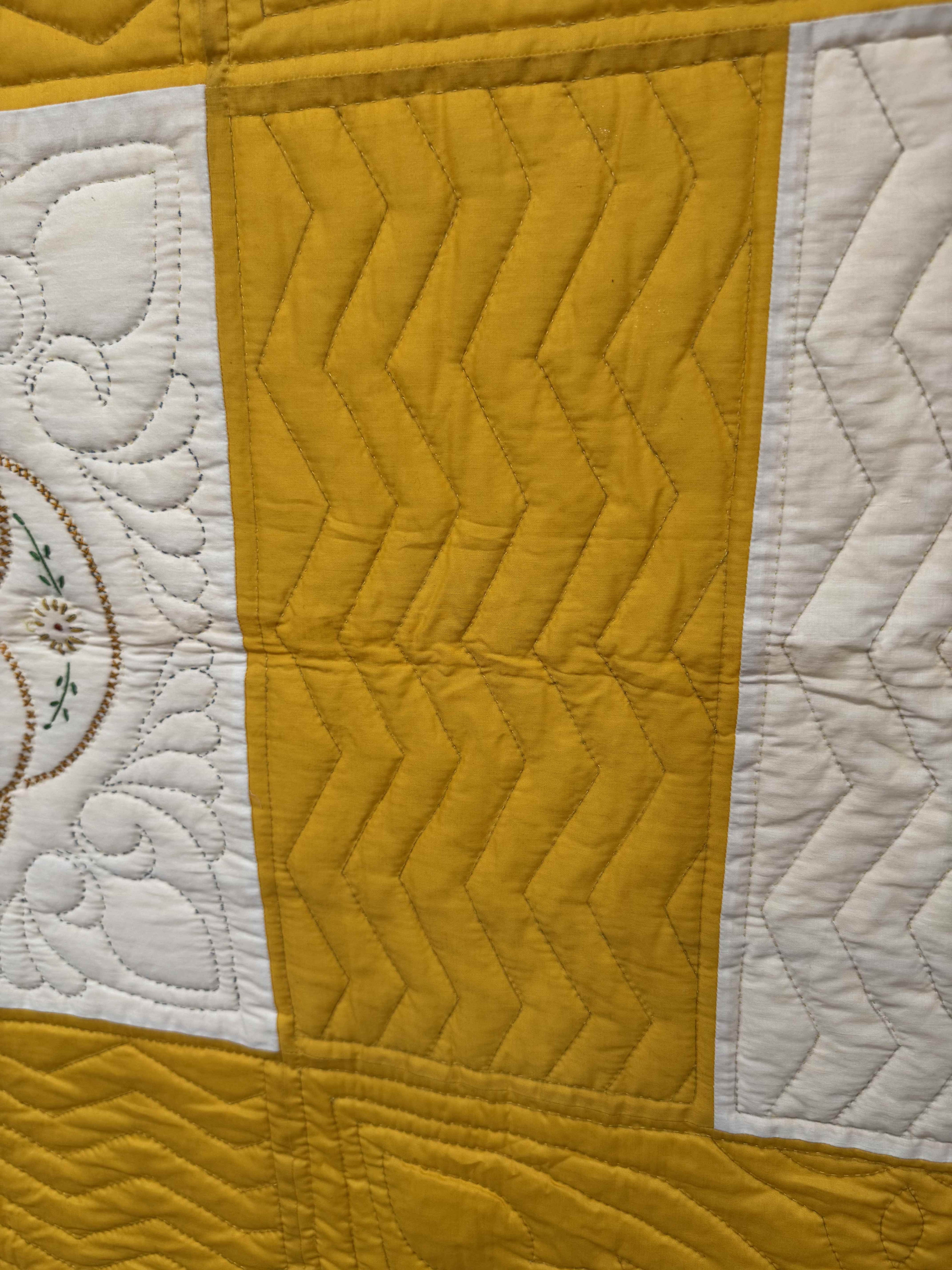 Vintage Shoo Fly Medallion Quilt