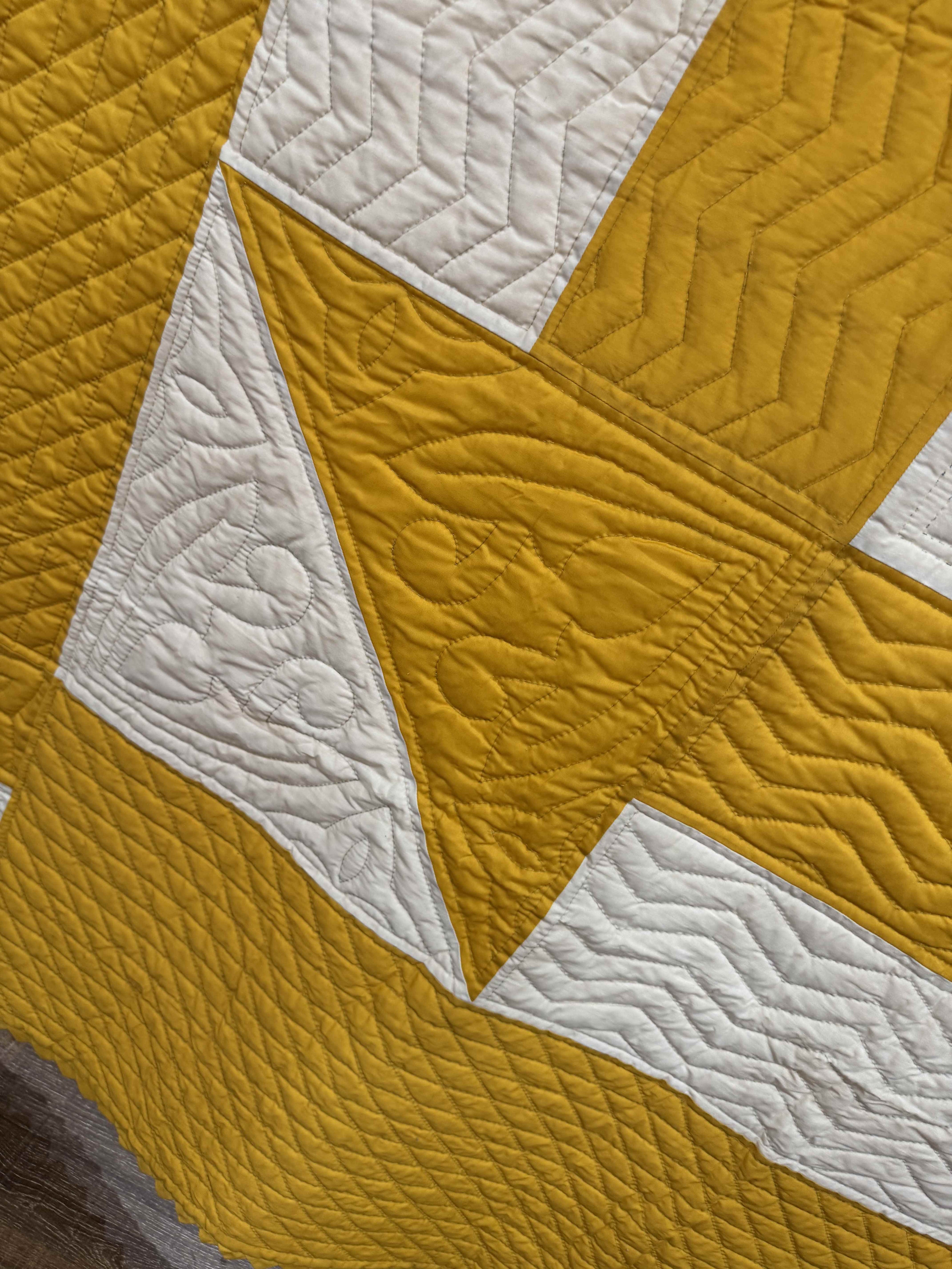 Vintage Shoo Fly Medallion Quilt