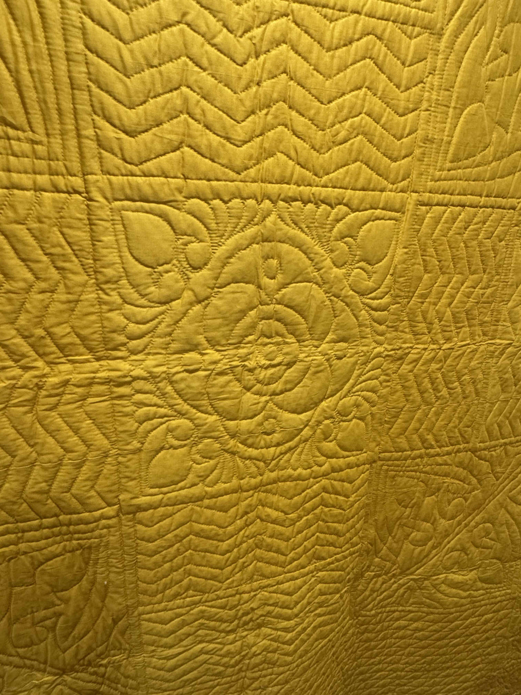 Vintage Shoo Fly Medallion Quilt