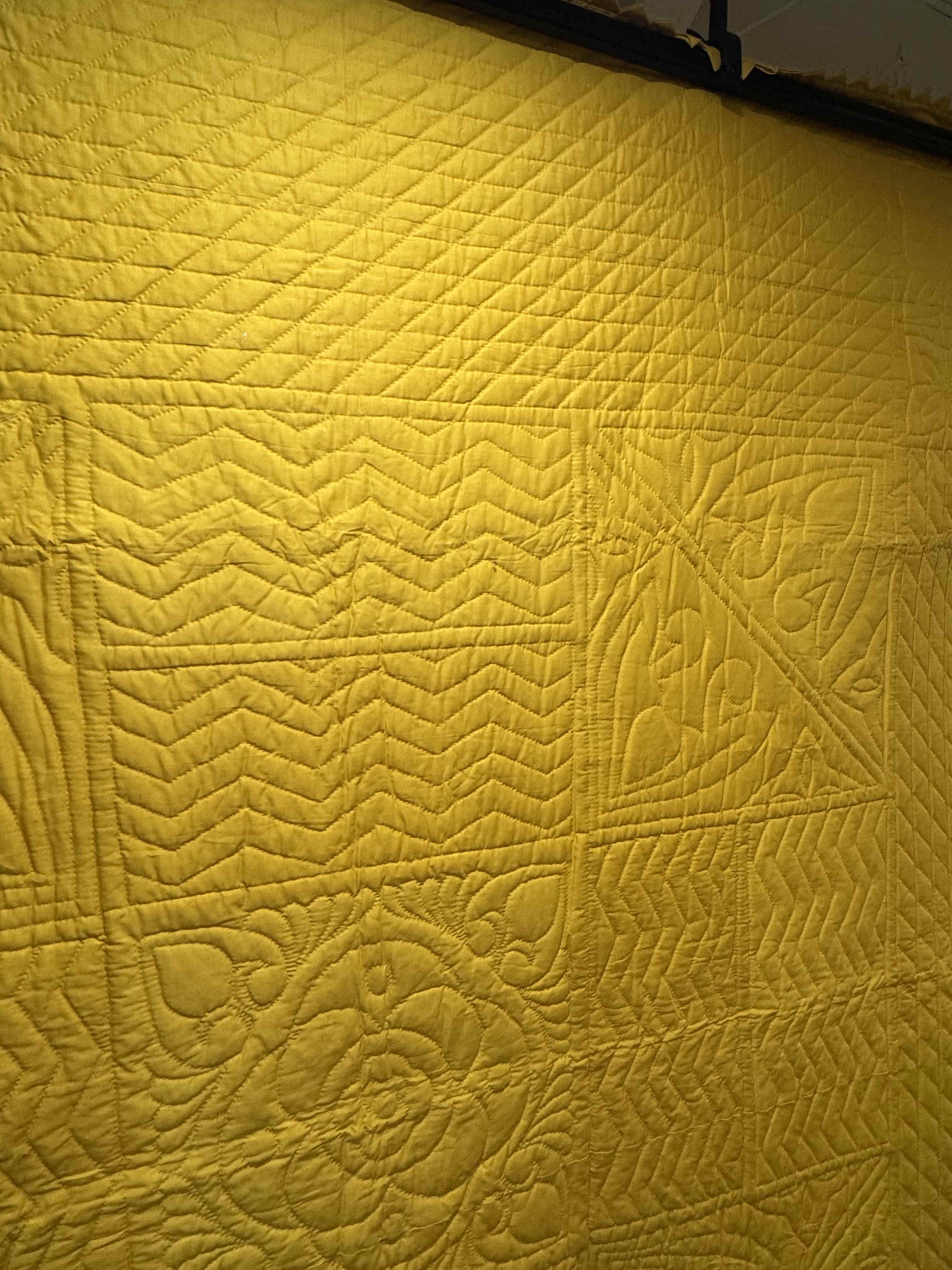 Vintage Shoo Fly Medallion Quilt