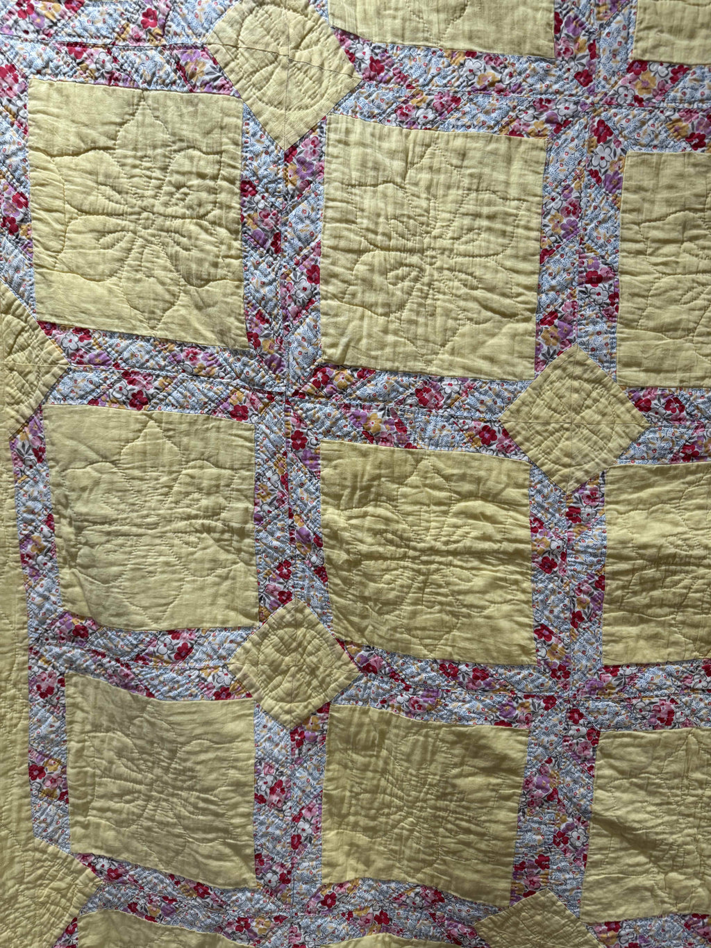 **SOLD** Vintage Quilt Lattice Yellow **SOLD**