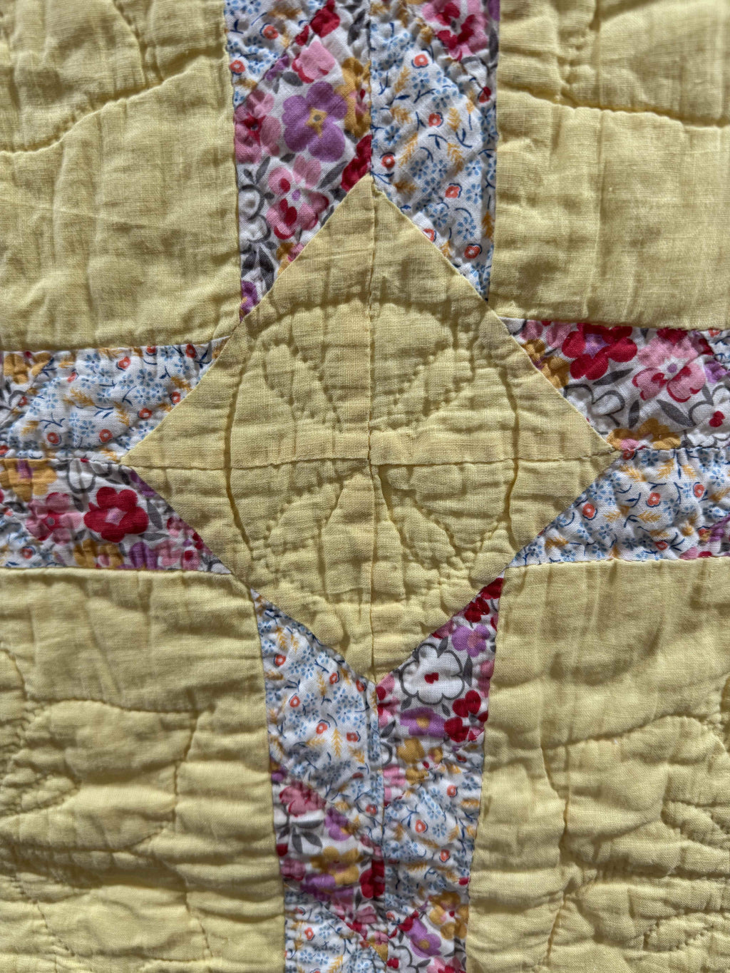 **SOLD** Vintage Quilt Lattice Yellow **SOLD**