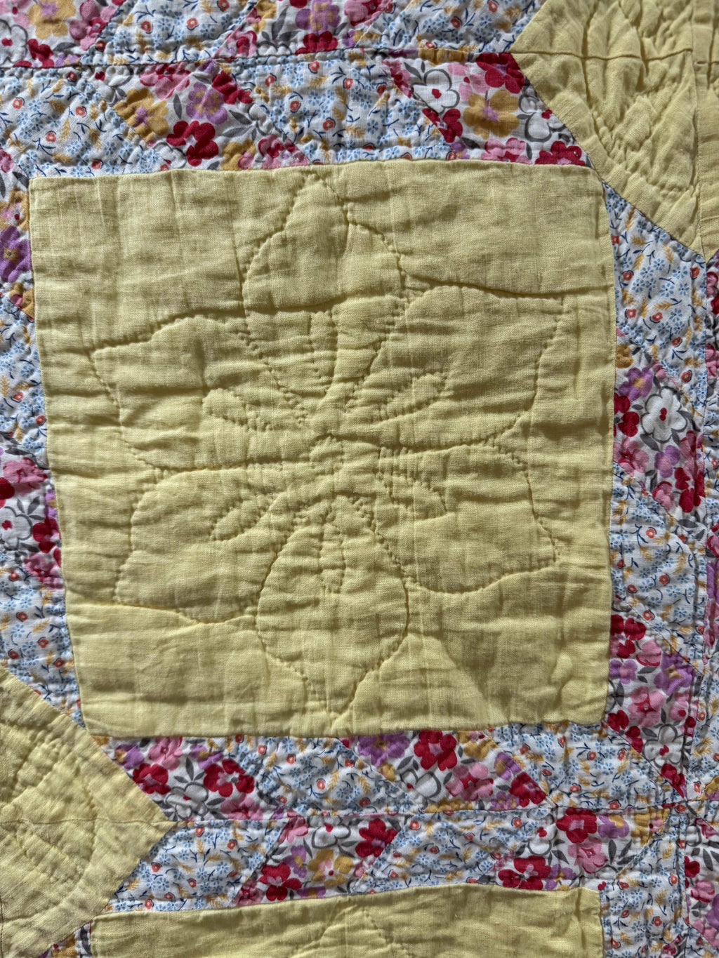 **SOLD** Vintage Quilt Lattice Yellow **SOLD**