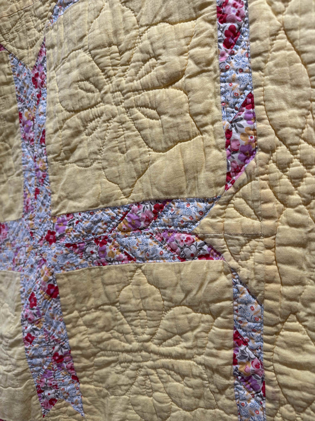 **SOLD** Vintage Quilt Lattice Yellow **SOLD**