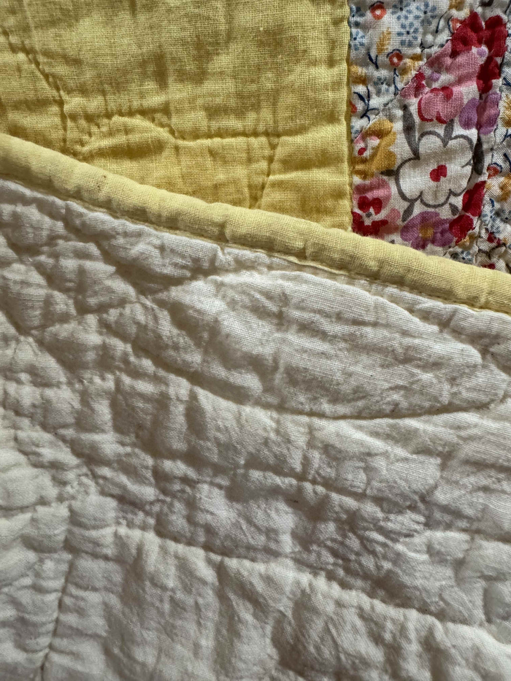 **SOLD** Vintage Quilt Lattice Yellow **SOLD**