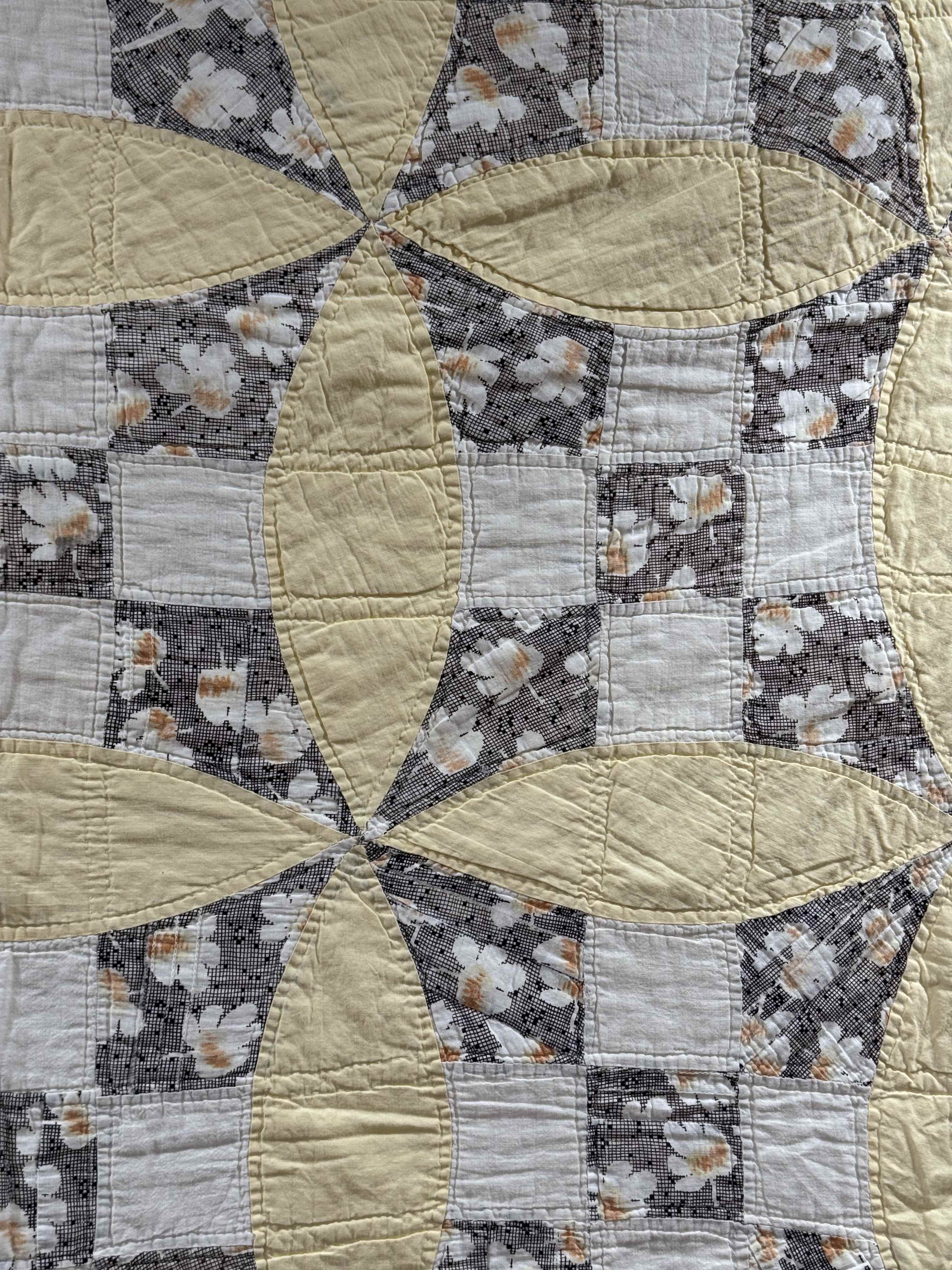 Vintage Quilt Glorified Nine Patch Yellow