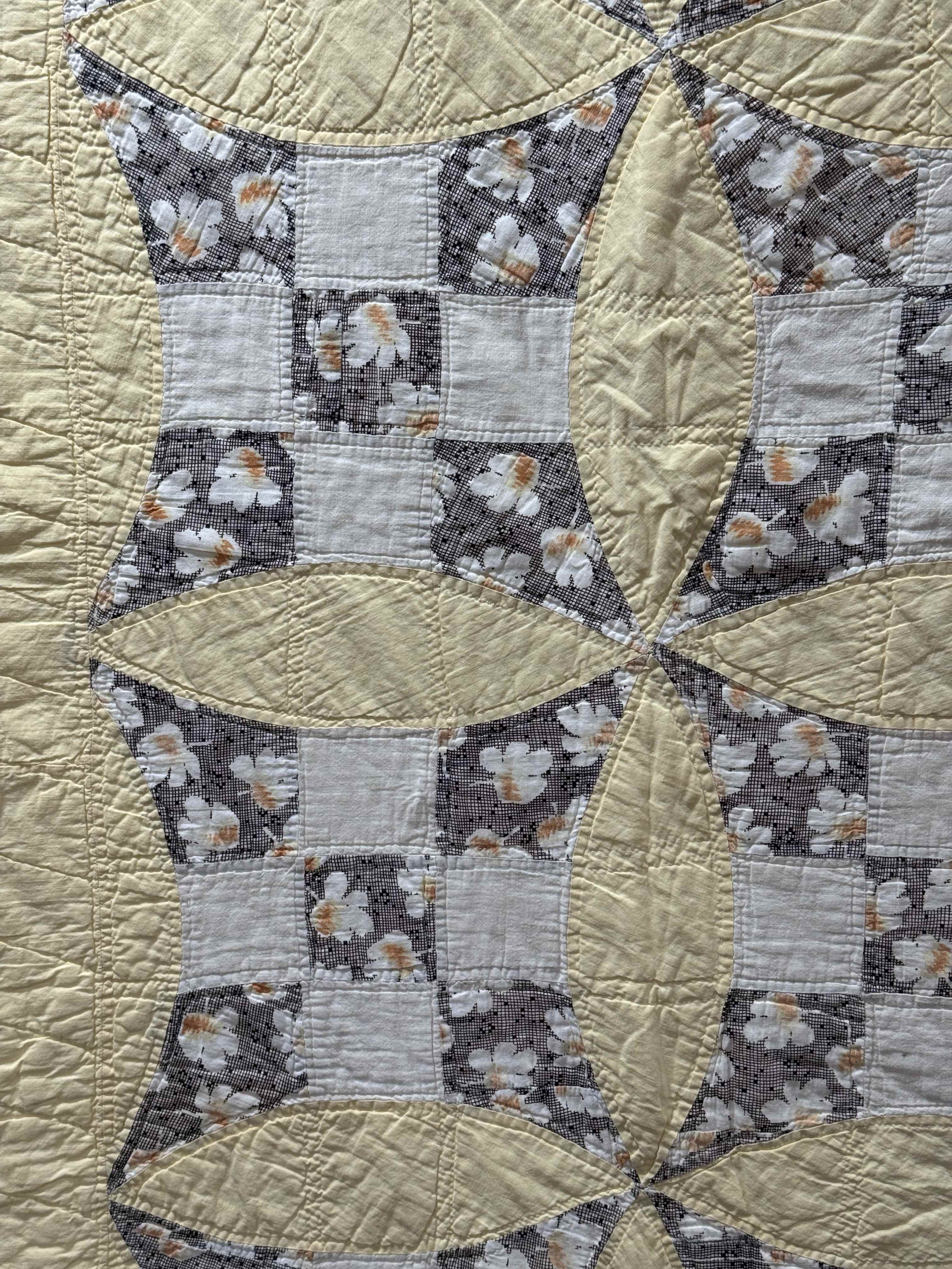Vintage Quilt Glorified Nine Patch Yellow