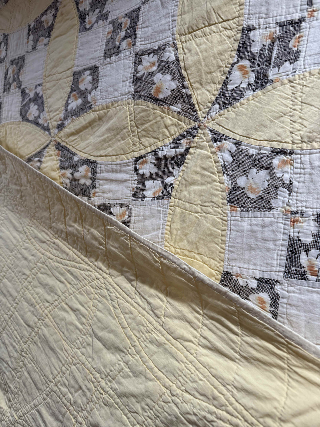 Vintage Quilt Glorified Nine Patch Yellow