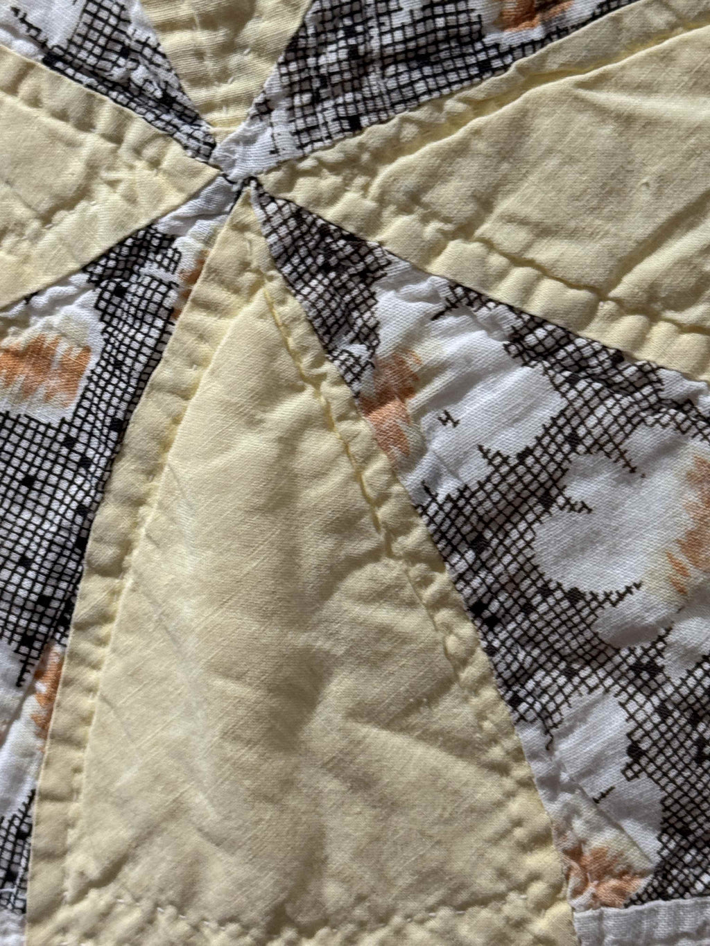 Vintage Quilt Glorified Nine Patch Yellow
