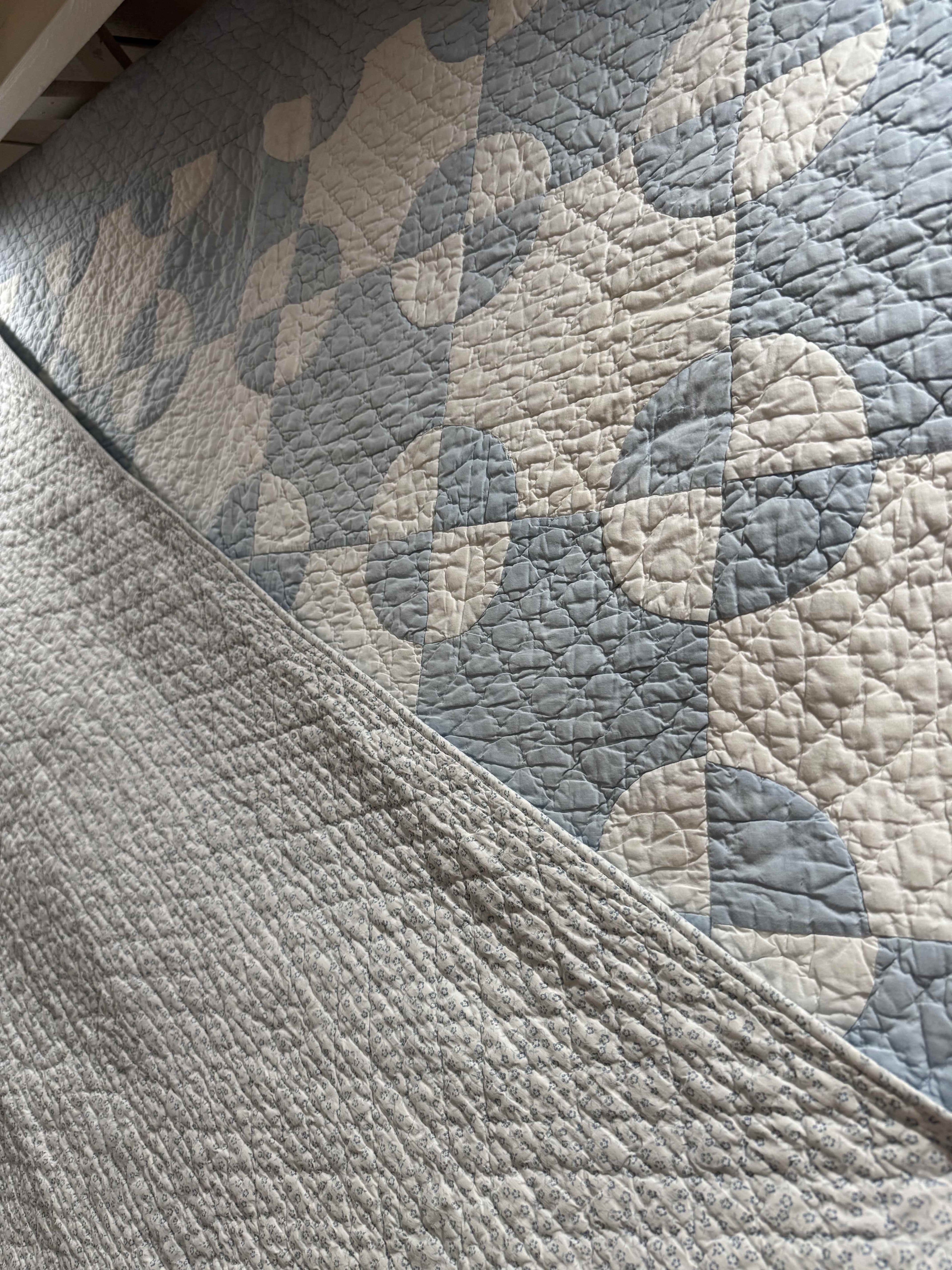 **SOLD** Vintage Old Mill Wheel Quilt **SOLD**