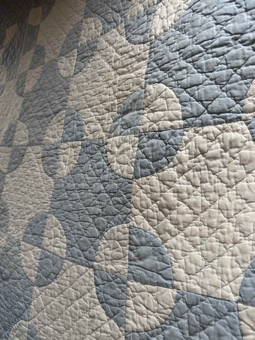 **SOLD** Vintage Old Mill Wheel Quilt **SOLD**
