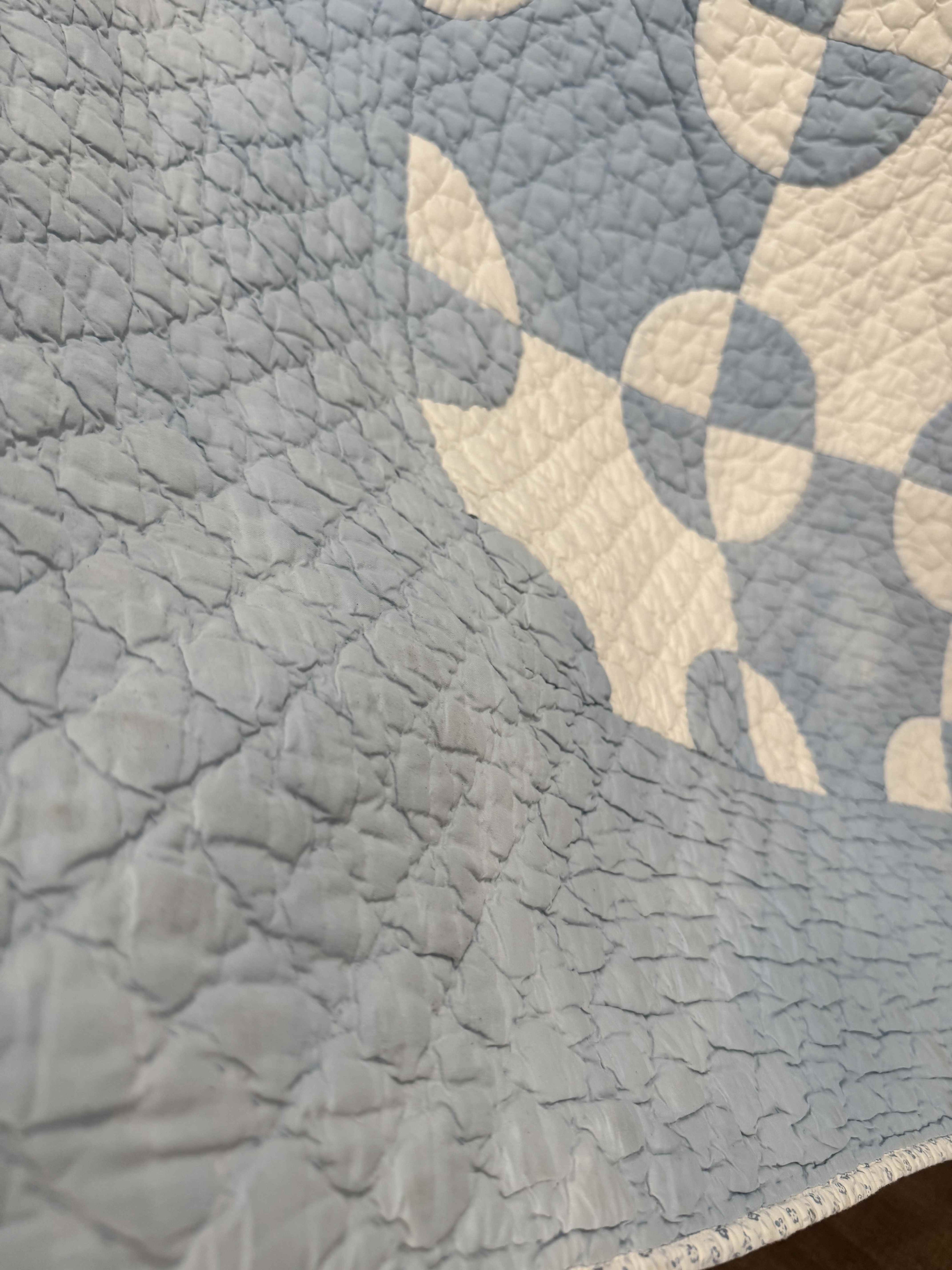 **SOLD** Vintage Old Mill Wheel Quilt **SOLD**