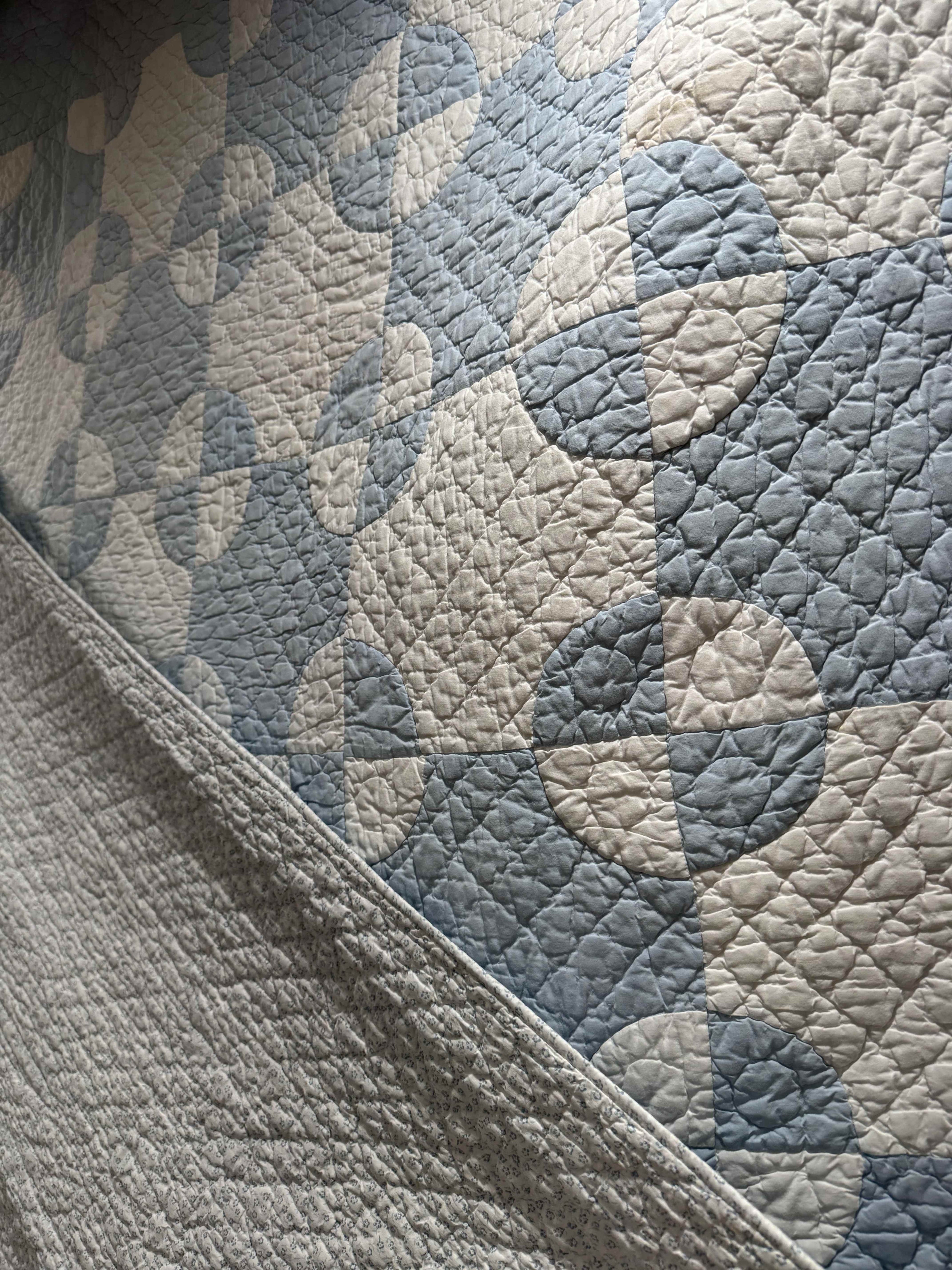**SOLD** Vintage Old Mill Wheel Quilt **SOLD**