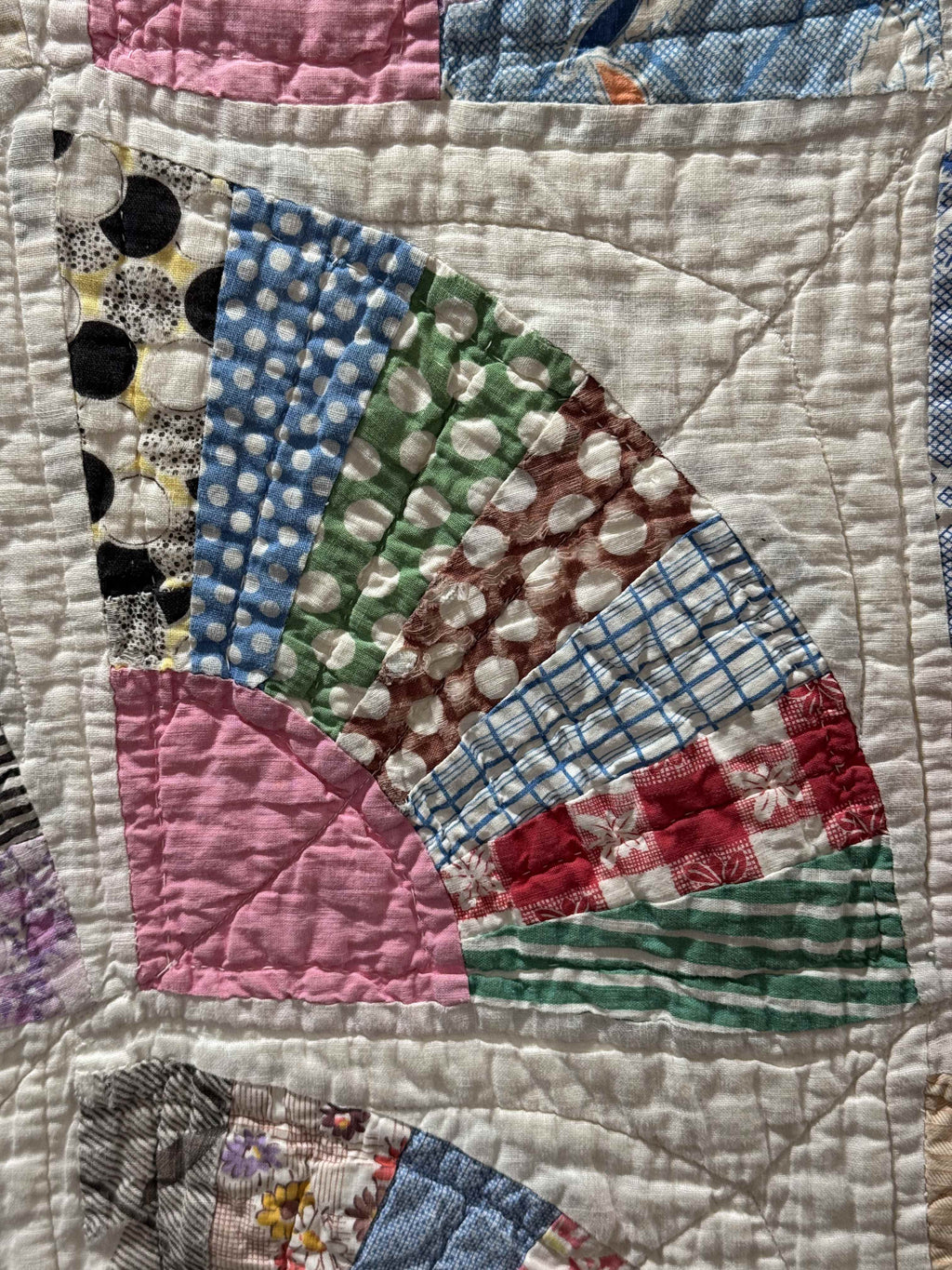 **SOLD** Vintage Grandmother's Fan Pink Feed Sack Quilt **SOLD**