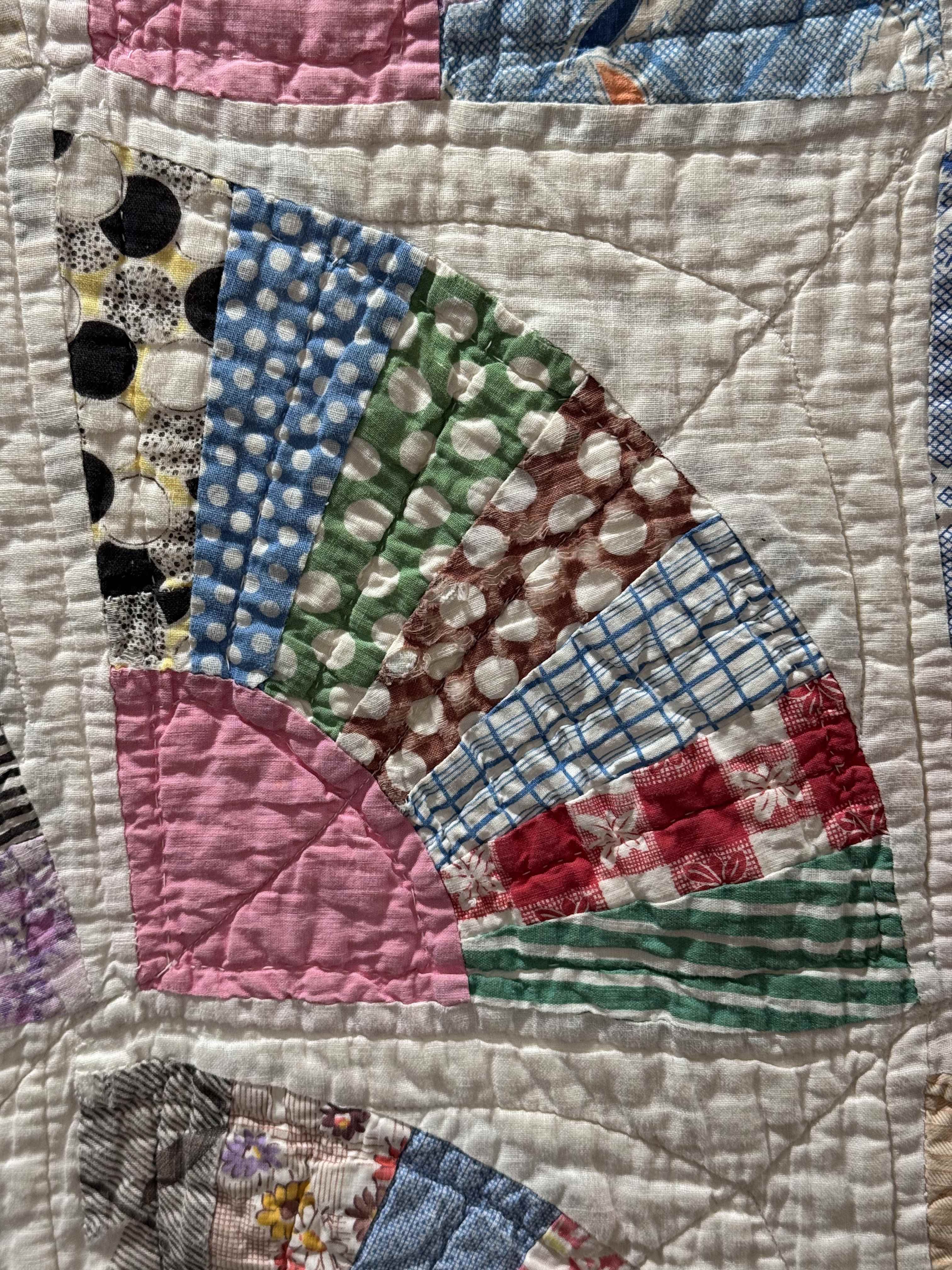 **SOLD** Vintage Grandmother's Fan Pink Feed Sack Quilt **SOLD**
