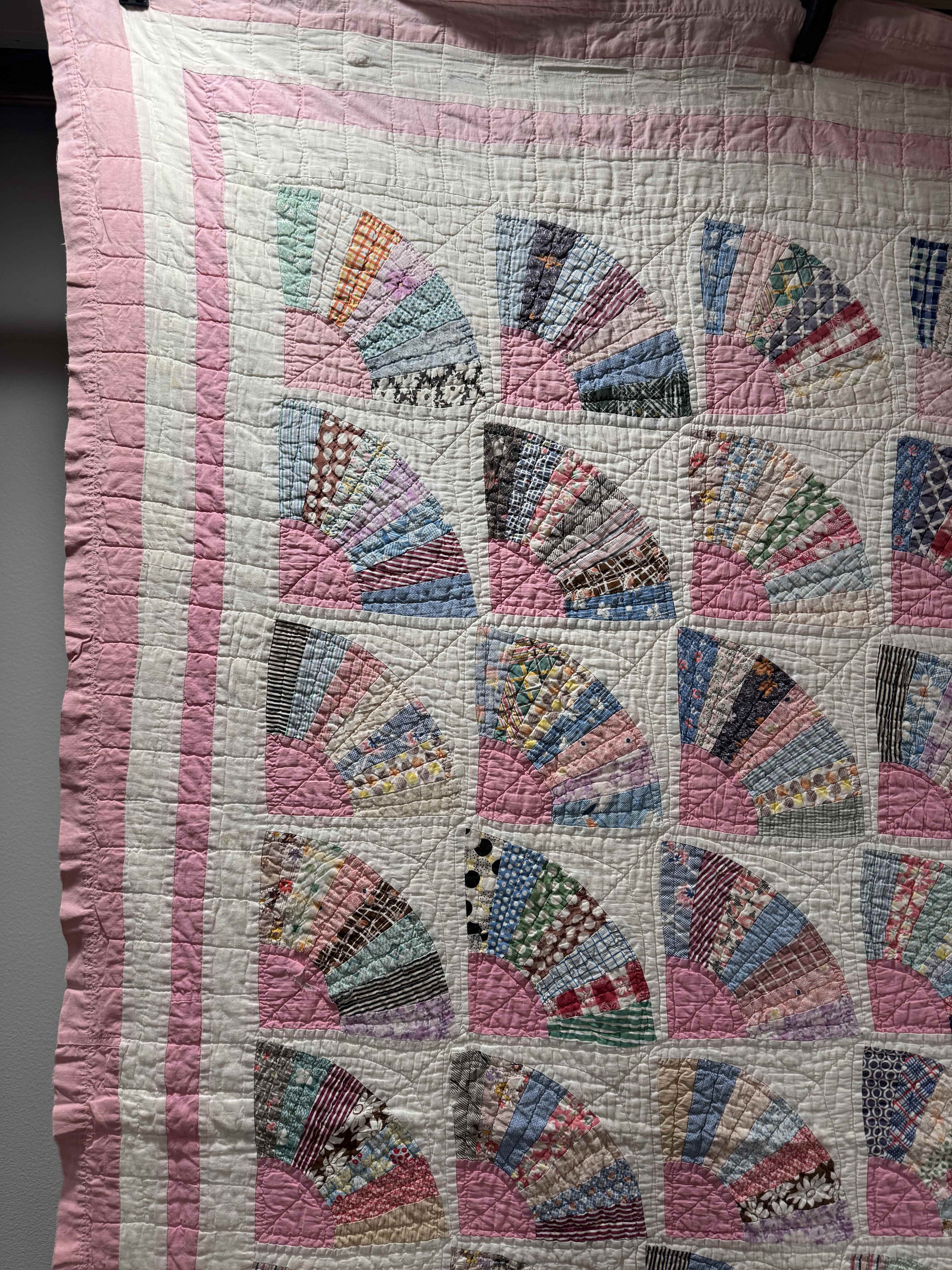 **SOLD** Vintage Grandmother's Fan Pink Feed Sack Quilt **SOLD**