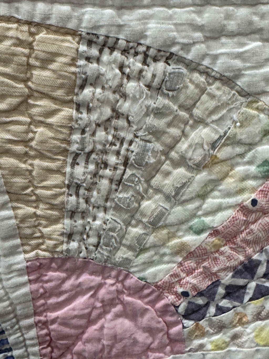 **SOLD** Vintage Grandmother's Fan Pink Feed Sack Quilt **SOLD**