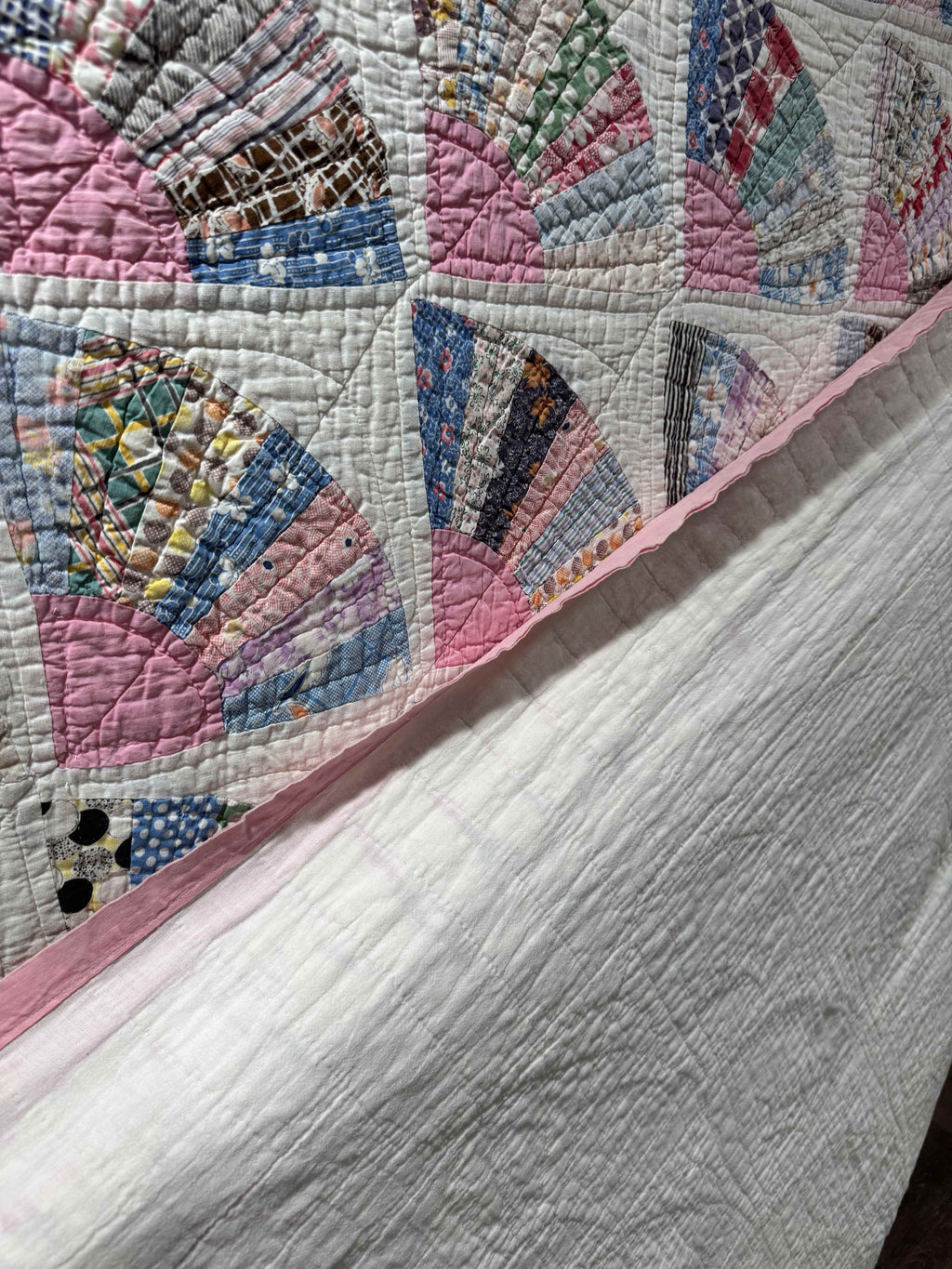 **SOLD** Vintage Grandmother's Fan Pink Feed Sack Quilt **SOLD**