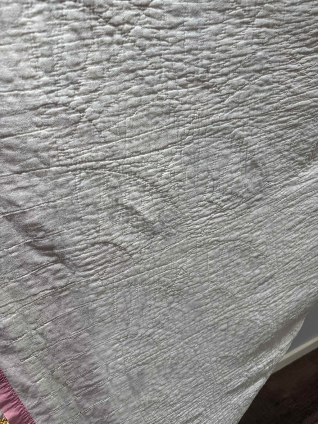 **SOLD** Vintage Grandmother's Fan Pink Feed Sack Quilt **SOLD**