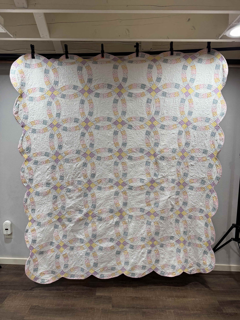 Vintage Double Wedding Ring Quilt
