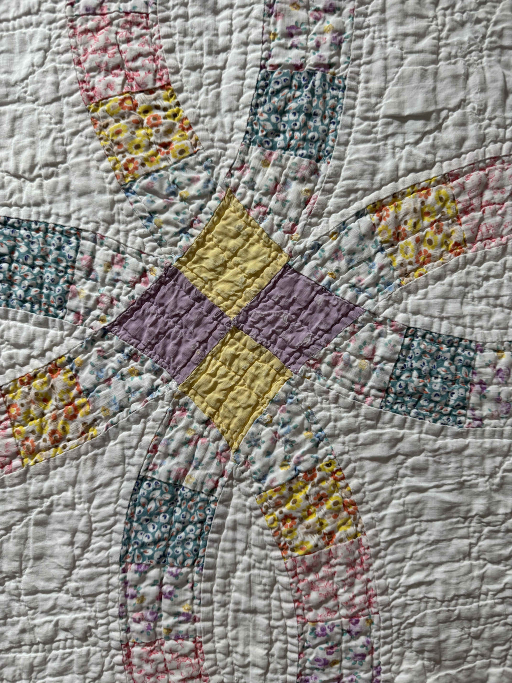 Vintage Double Wedding Ring Quilt