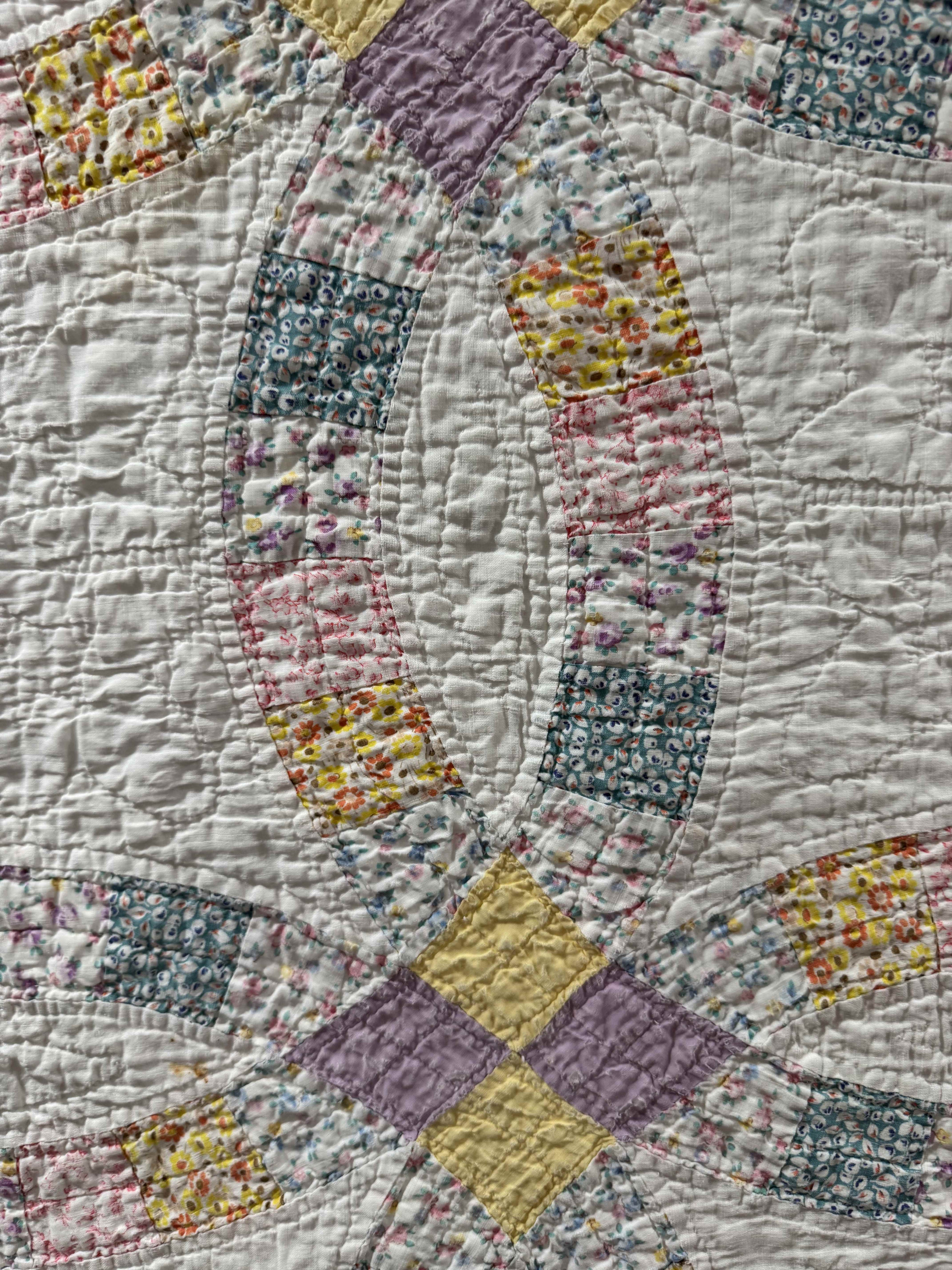 Vintage Double Wedding Ring Quilt