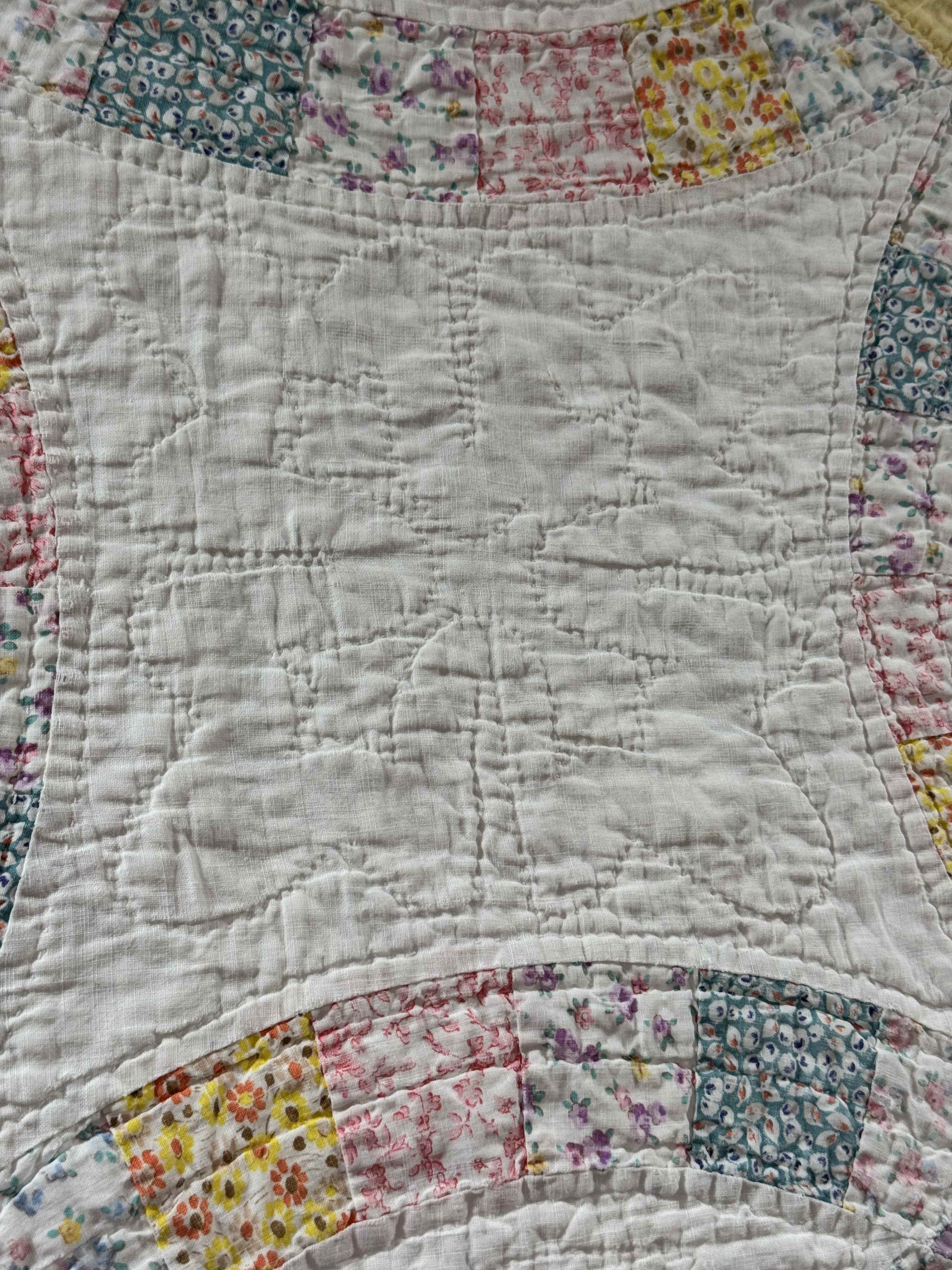 Vintage Double Wedding Ring Quilt