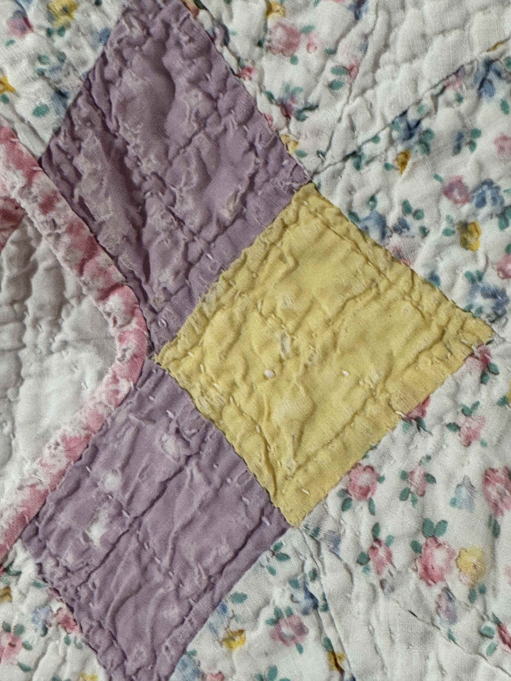 Vintage Double Wedding Ring Quilt