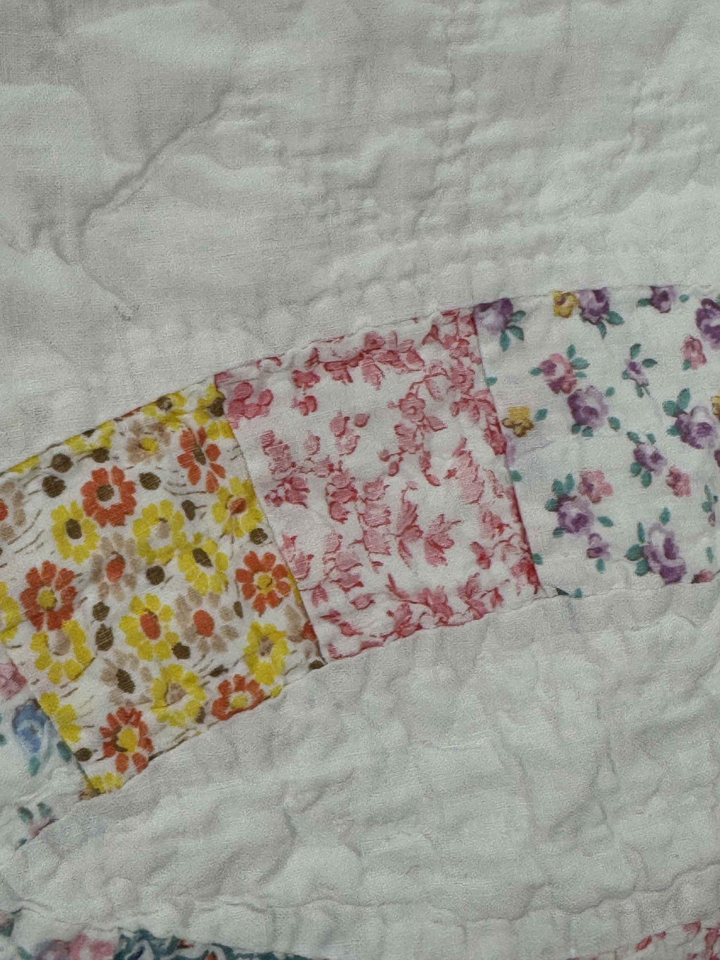 Vintage Double Wedding Ring Quilt