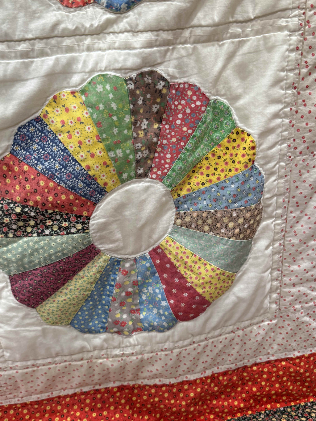 Vintage Feedsack Dresden Plate Cutter Quilt