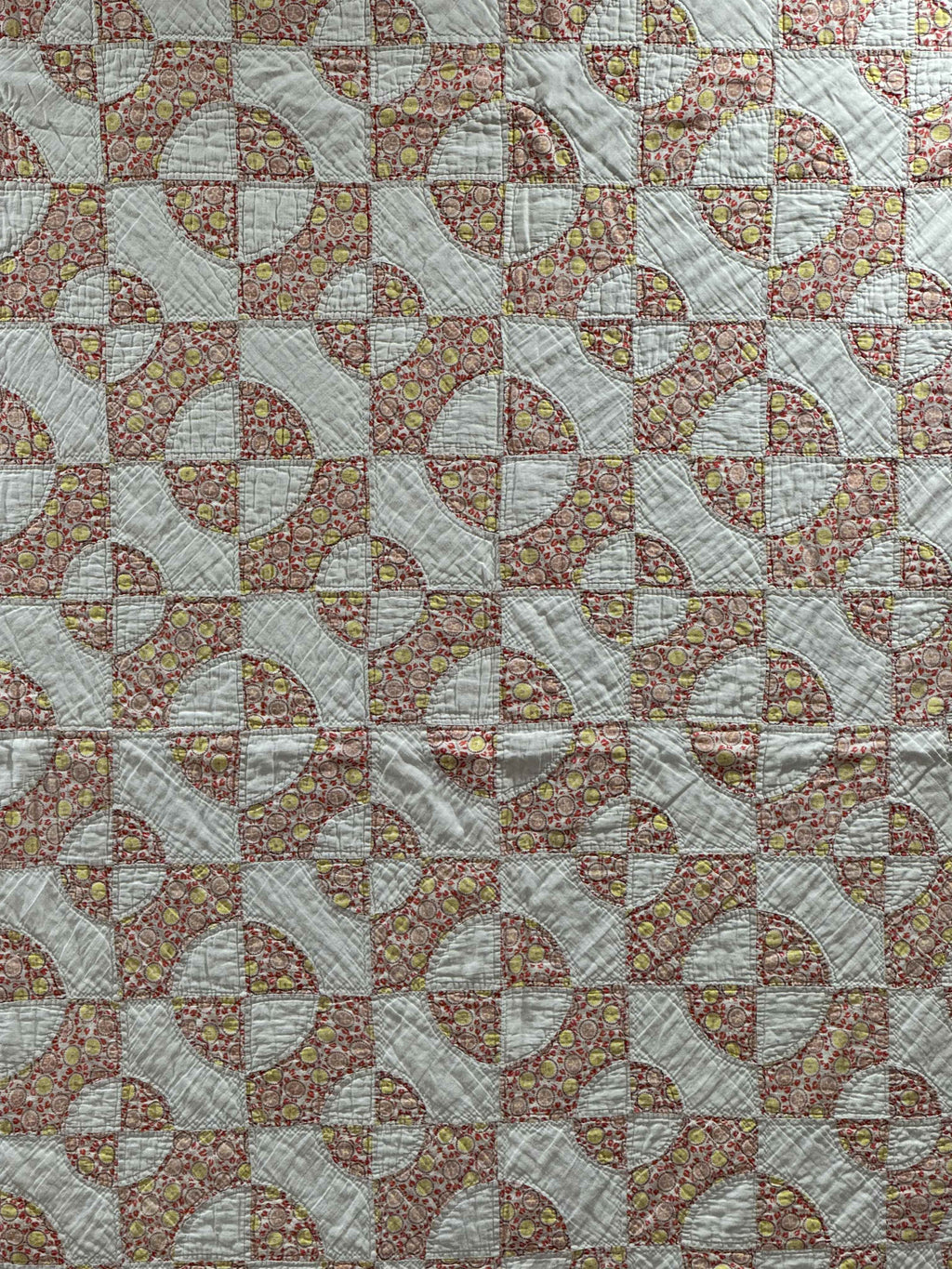 Vintage Drunkard's Path Quilt