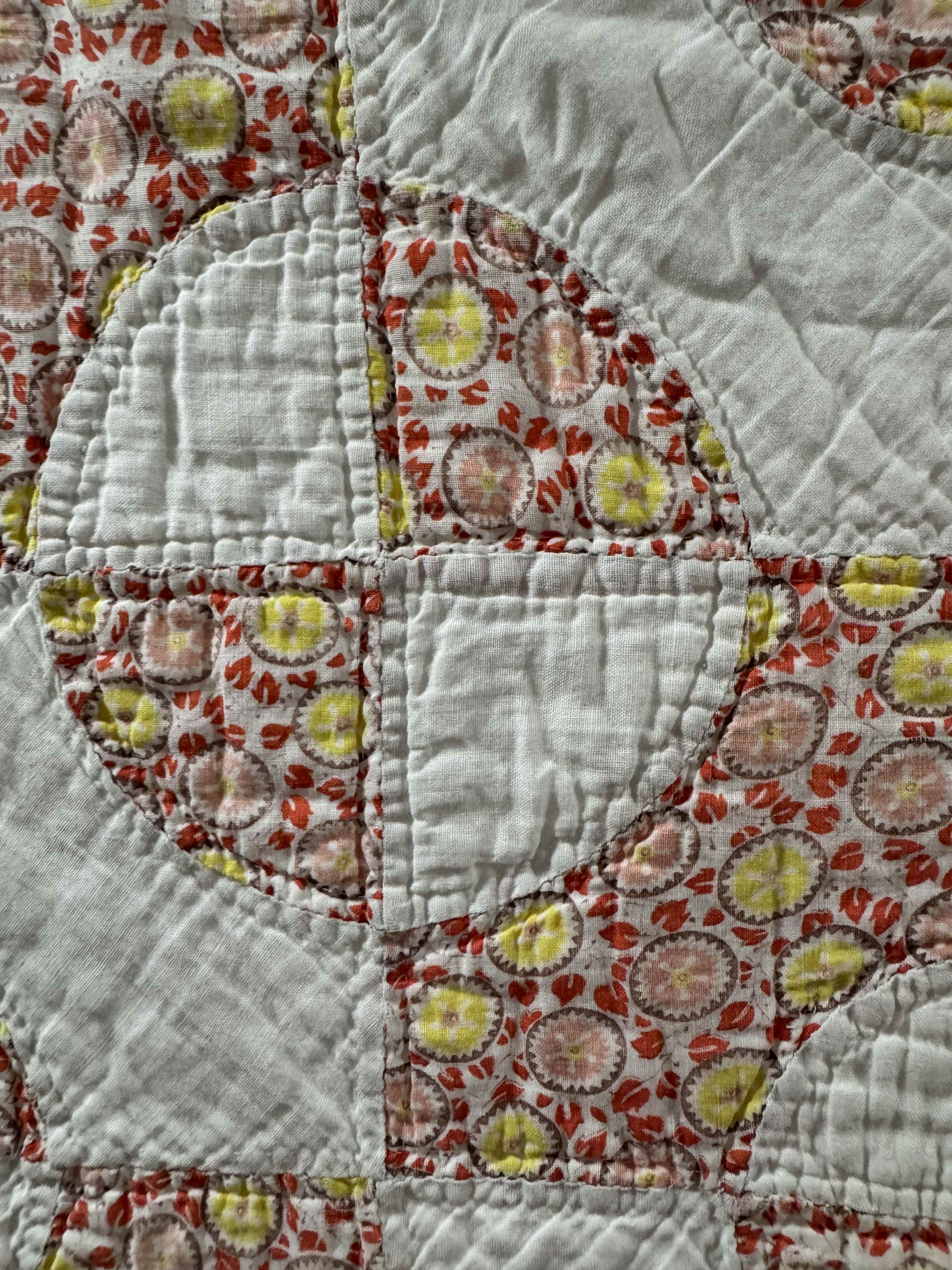 Vintage Drunkard's Path Quilt