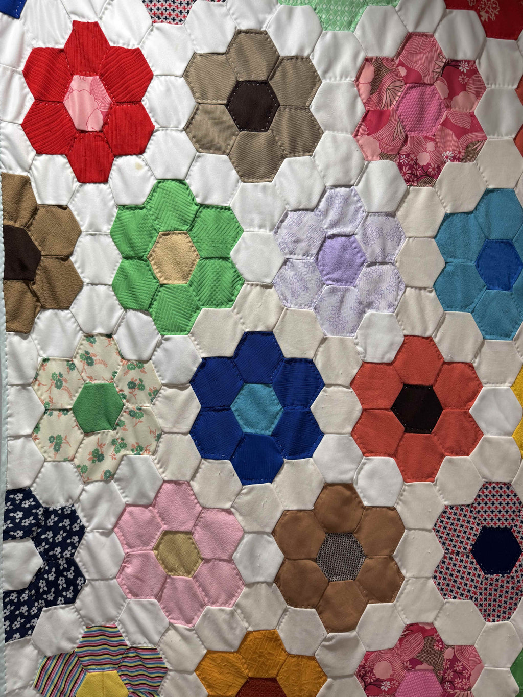 Vintage Grandmother's Flower Garden Quilt