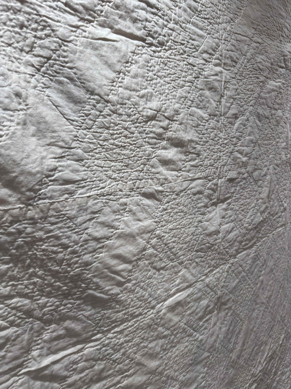 Vintage Snowball Lattice Quilt