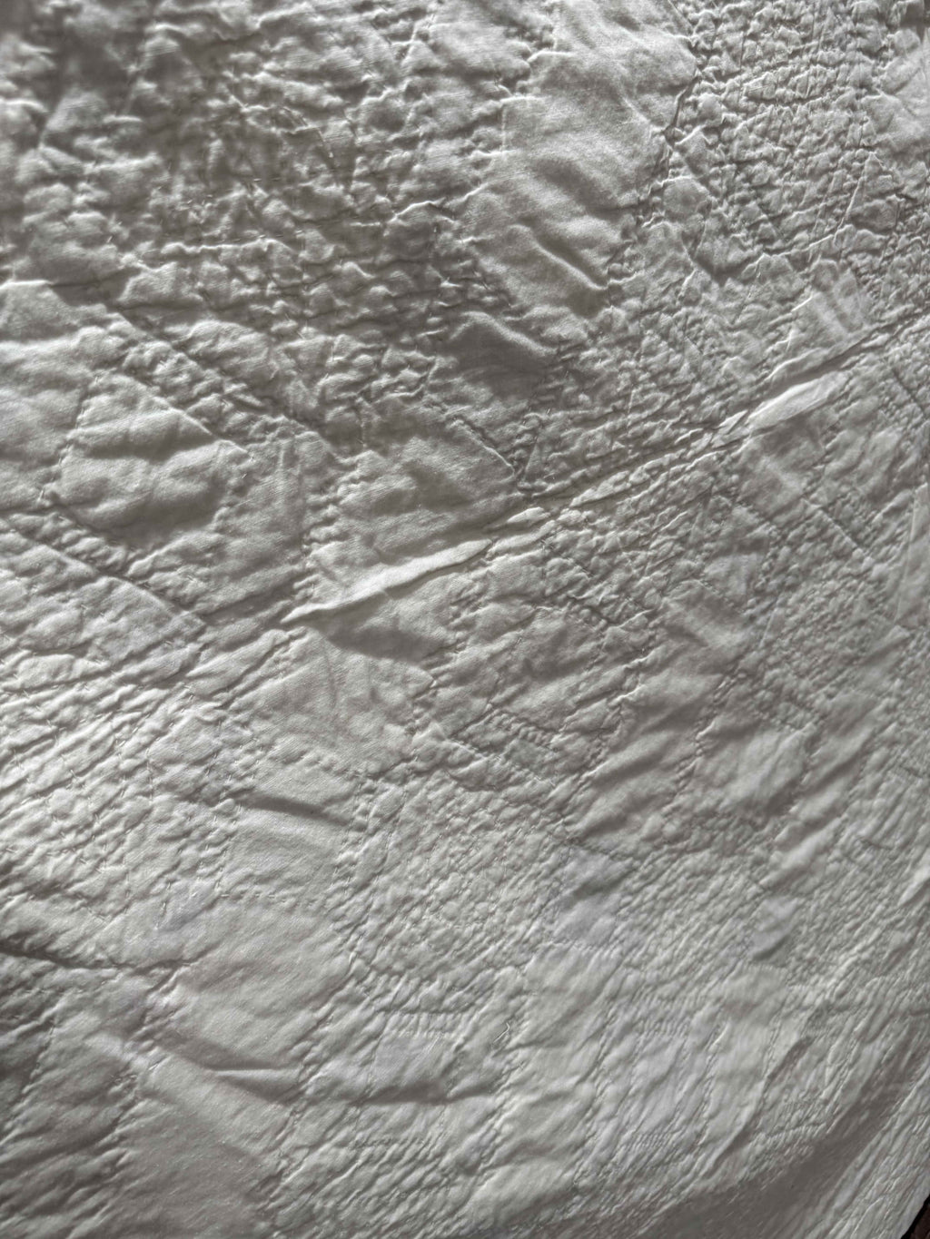 Vintage Snowball Lattice Quilt