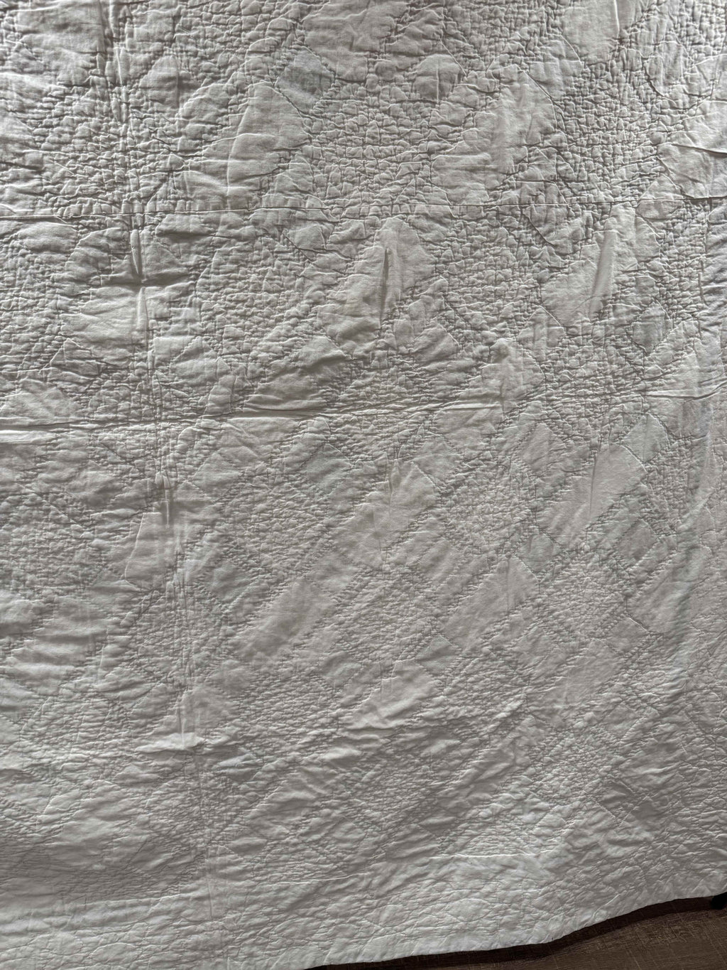 Vintage Snowball Lattice Quilt