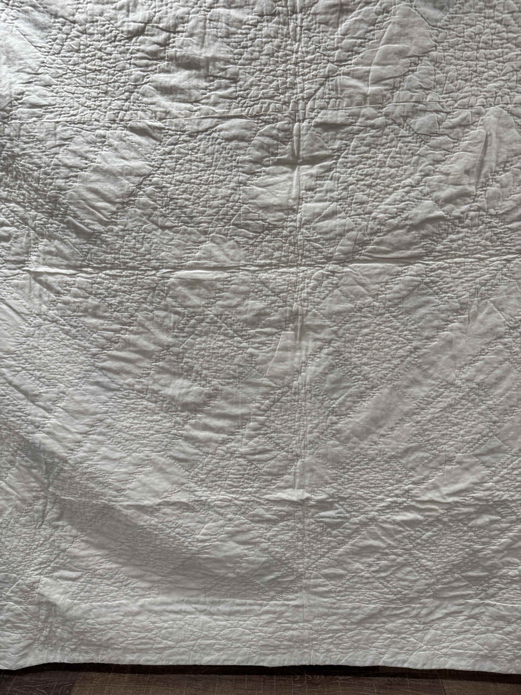 Vintage Snowball Lattice Quilt