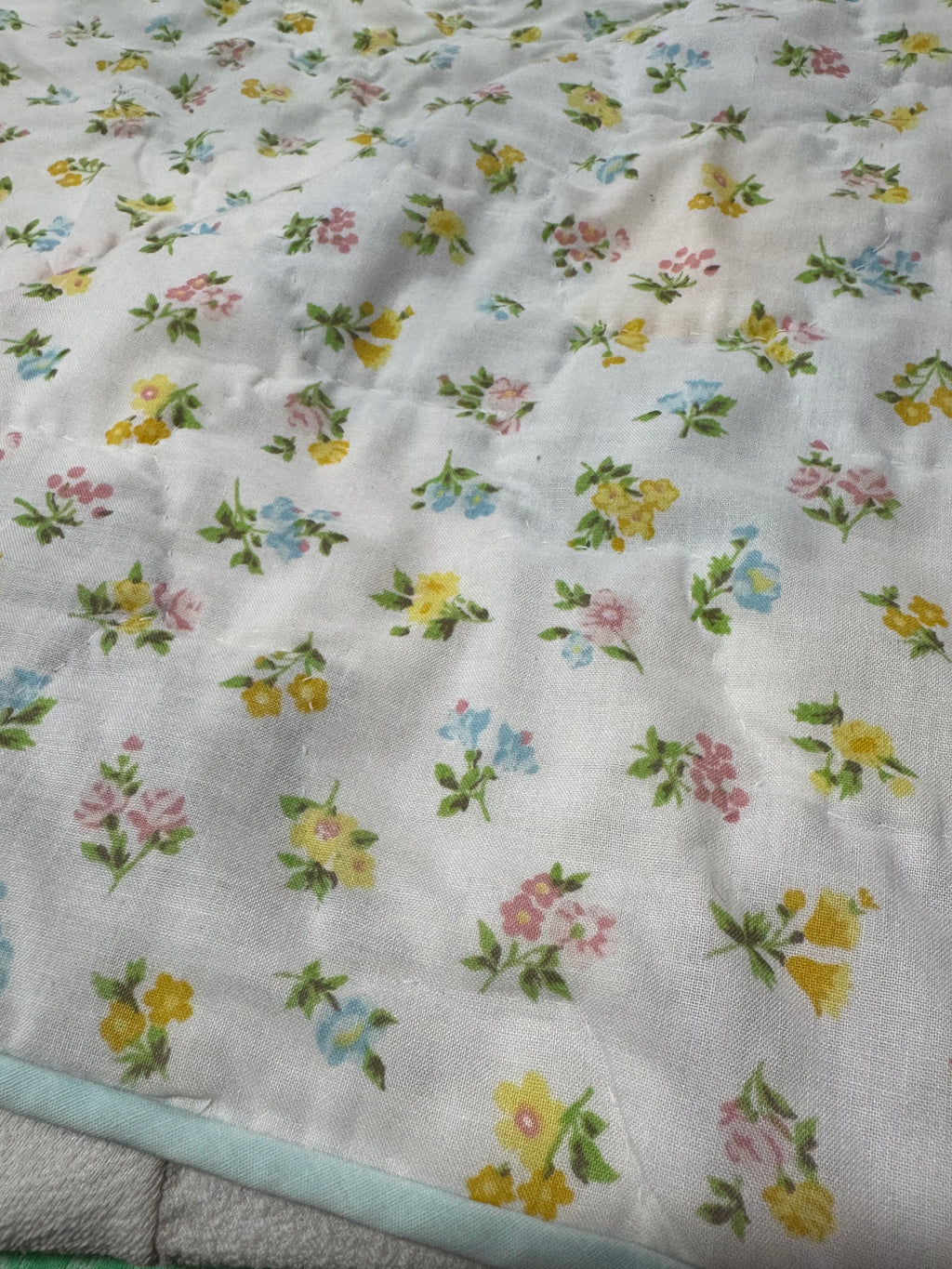 Vintage Grandmother's Flower Garden Quilt