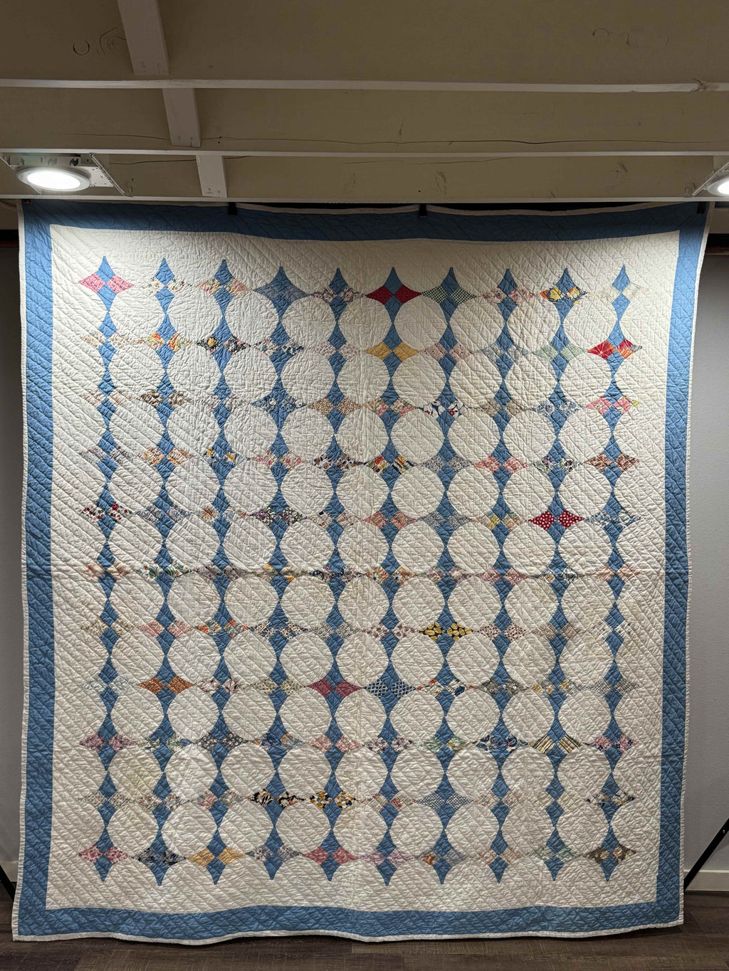 Vintage Hummingbird Quilt