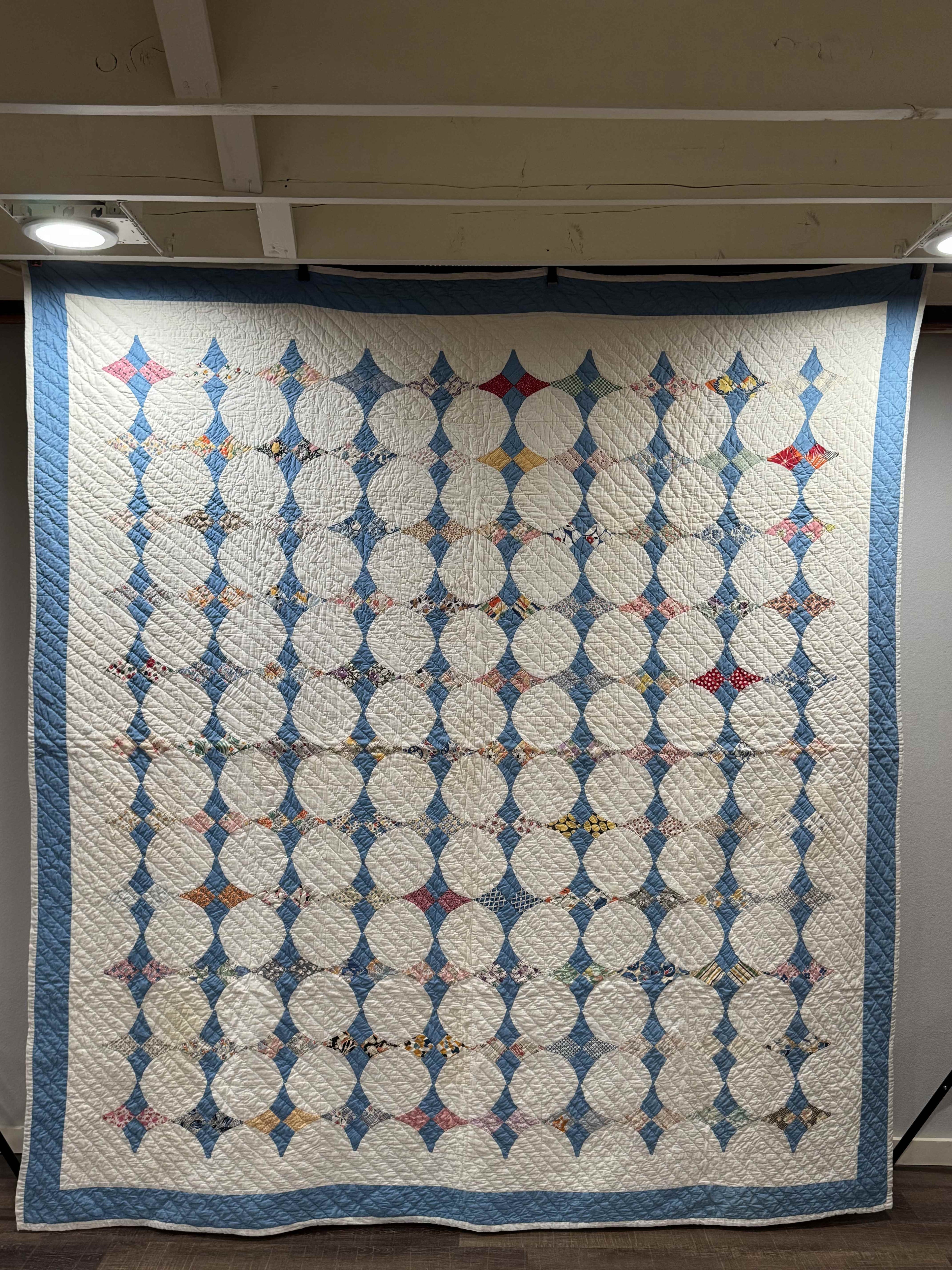 Vintage Hummingbird Quilt