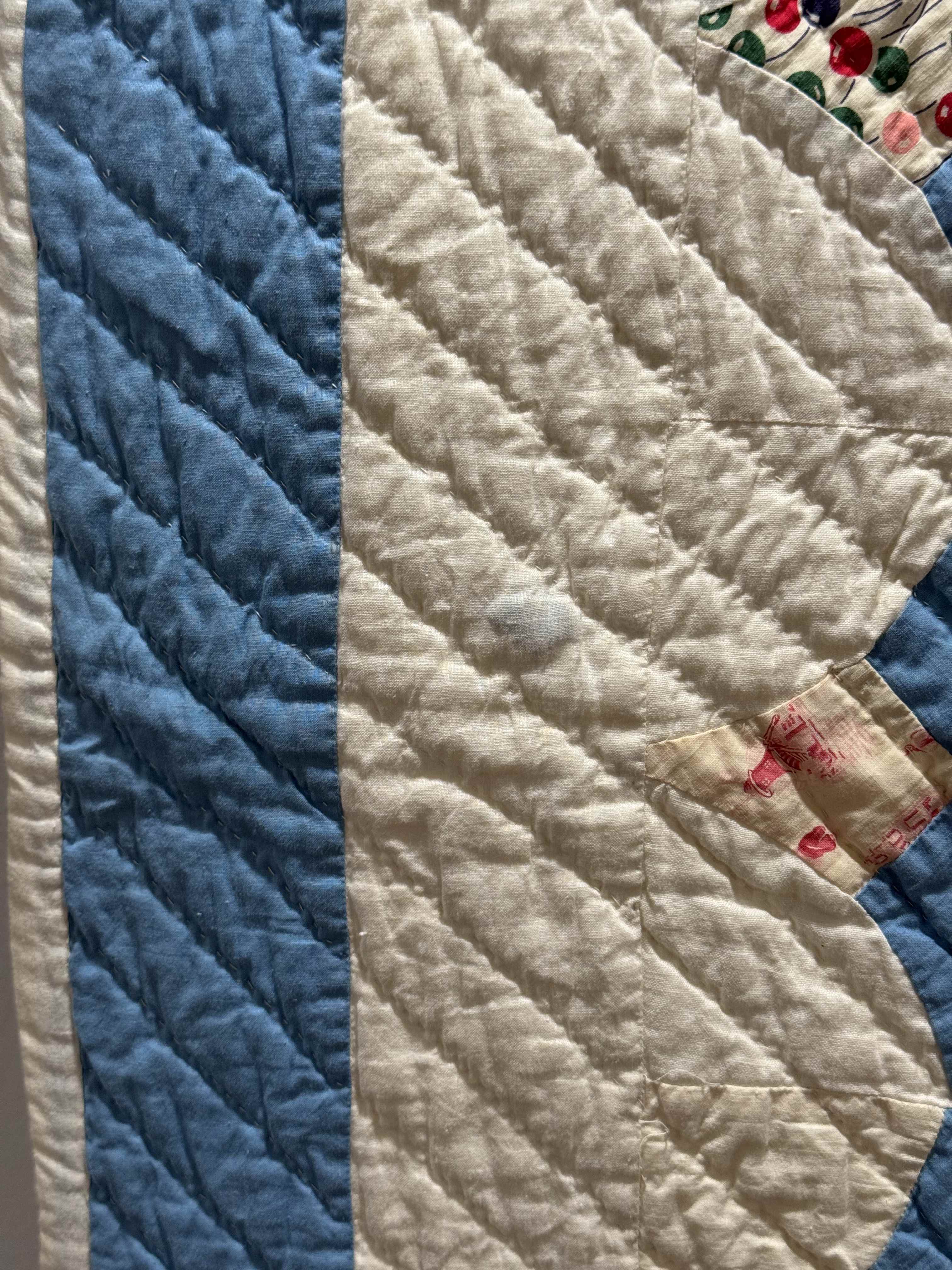 Vintage Hummingbird Quilt