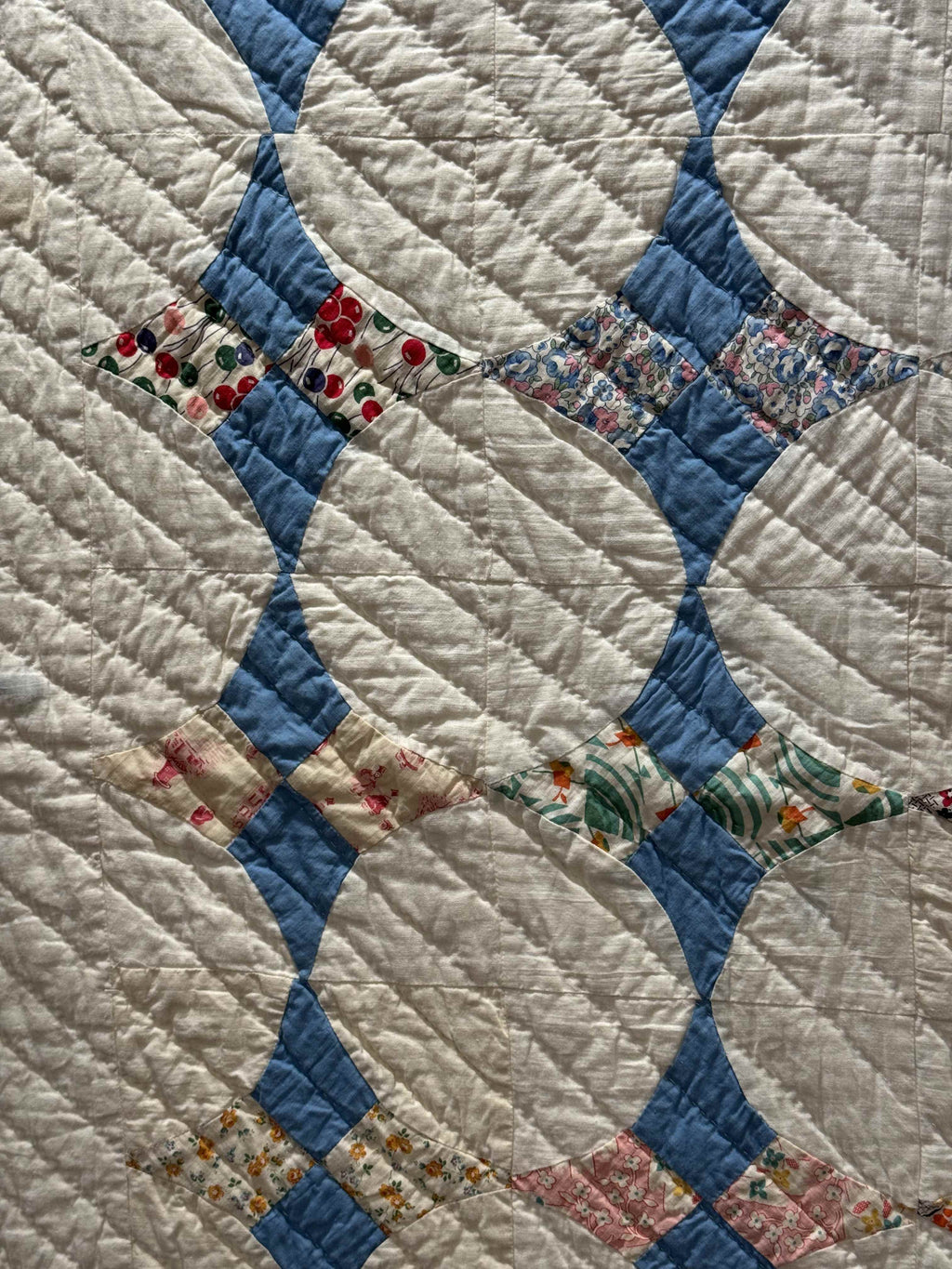 Vintage Hummingbird Quilt