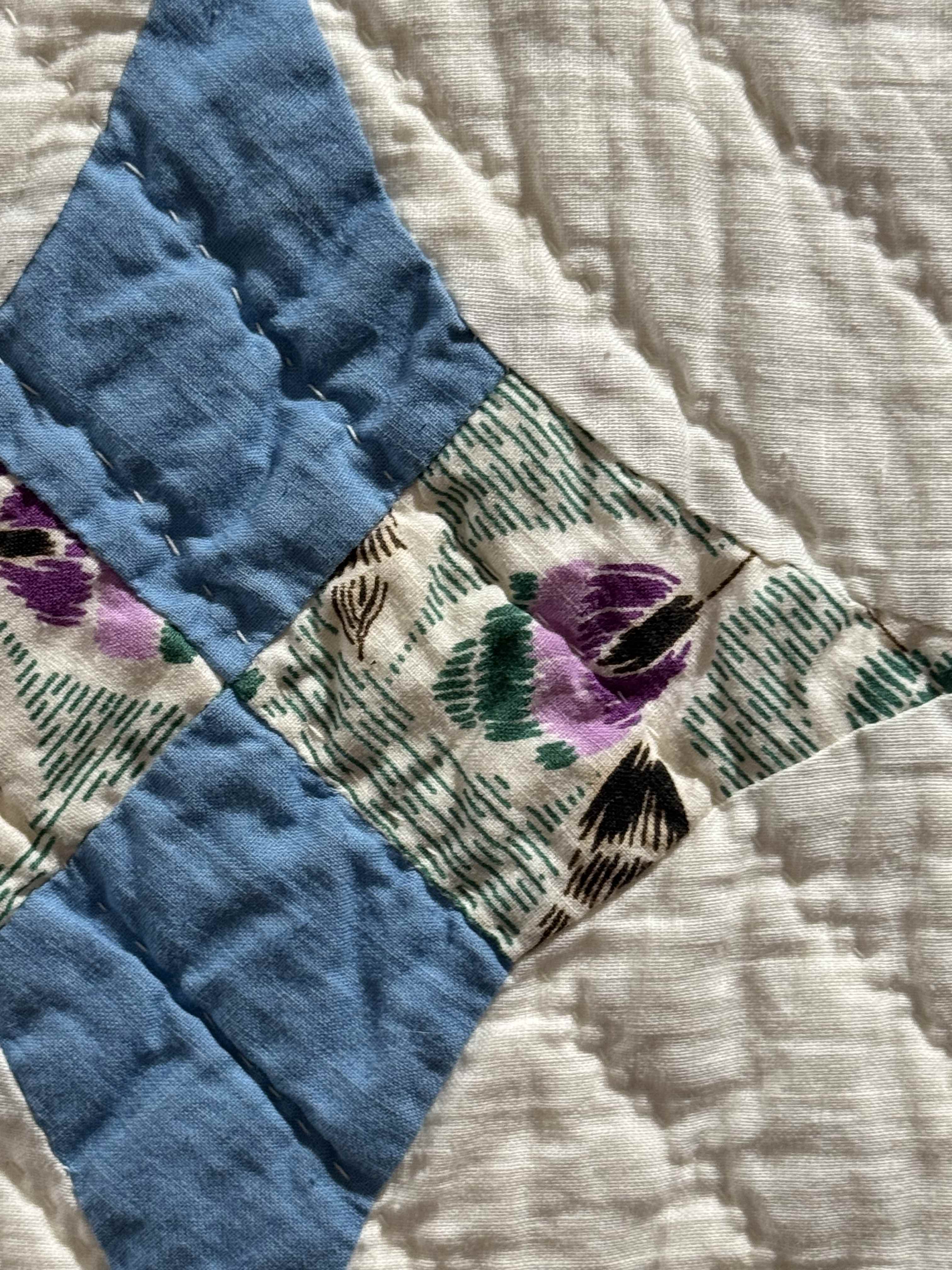 Vintage Hummingbird Quilt