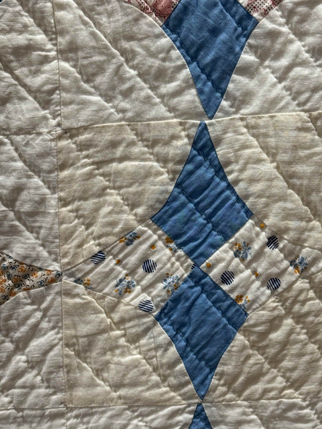 Vintage Hummingbird Quilt