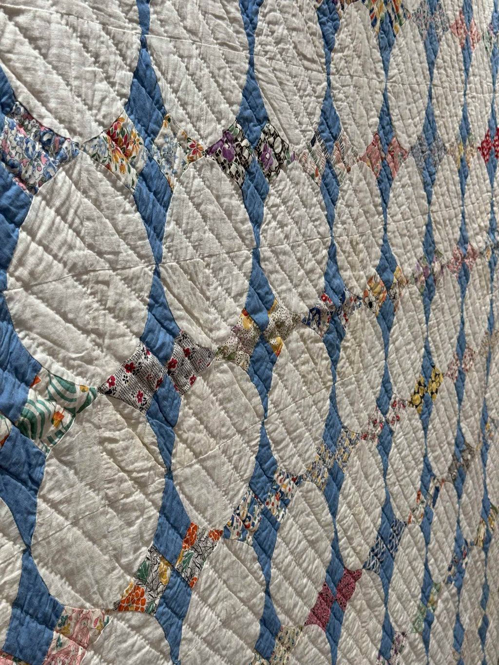 Vintage Hummingbird Quilt