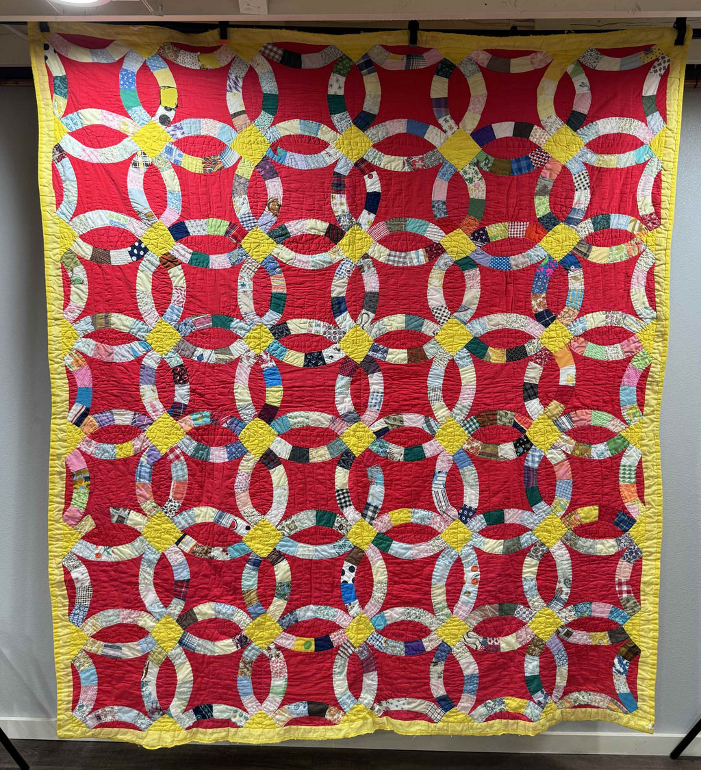 Vintage Double Wedding Ring Quilt