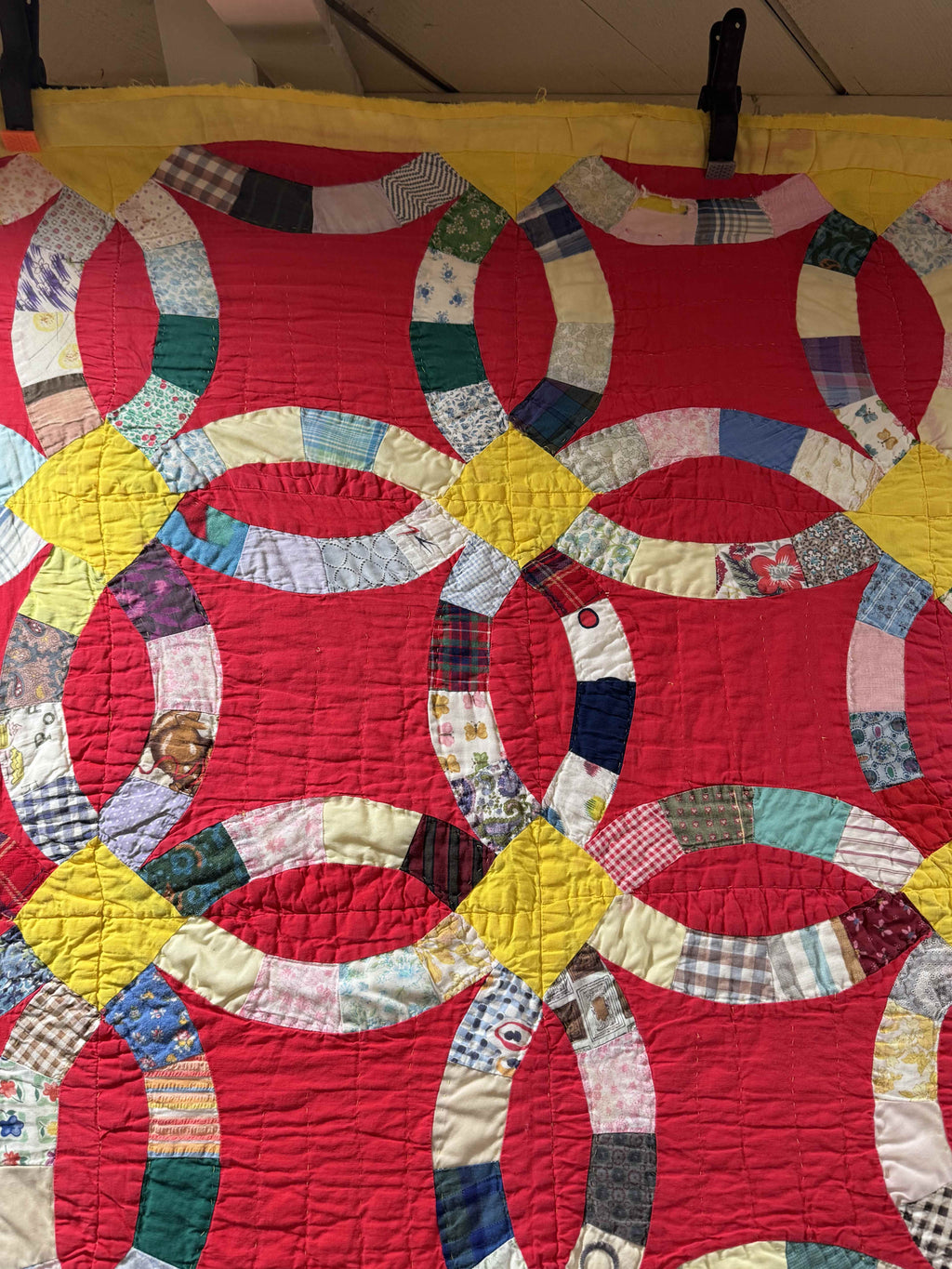 Vintage Double Wedding Ring Quilt