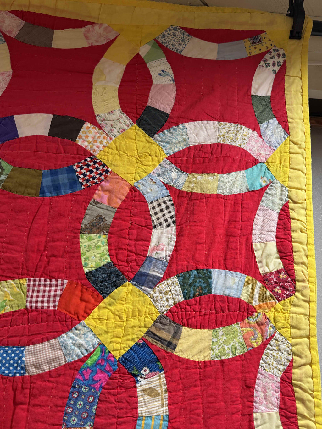 Vintage Double Wedding Ring Quilt