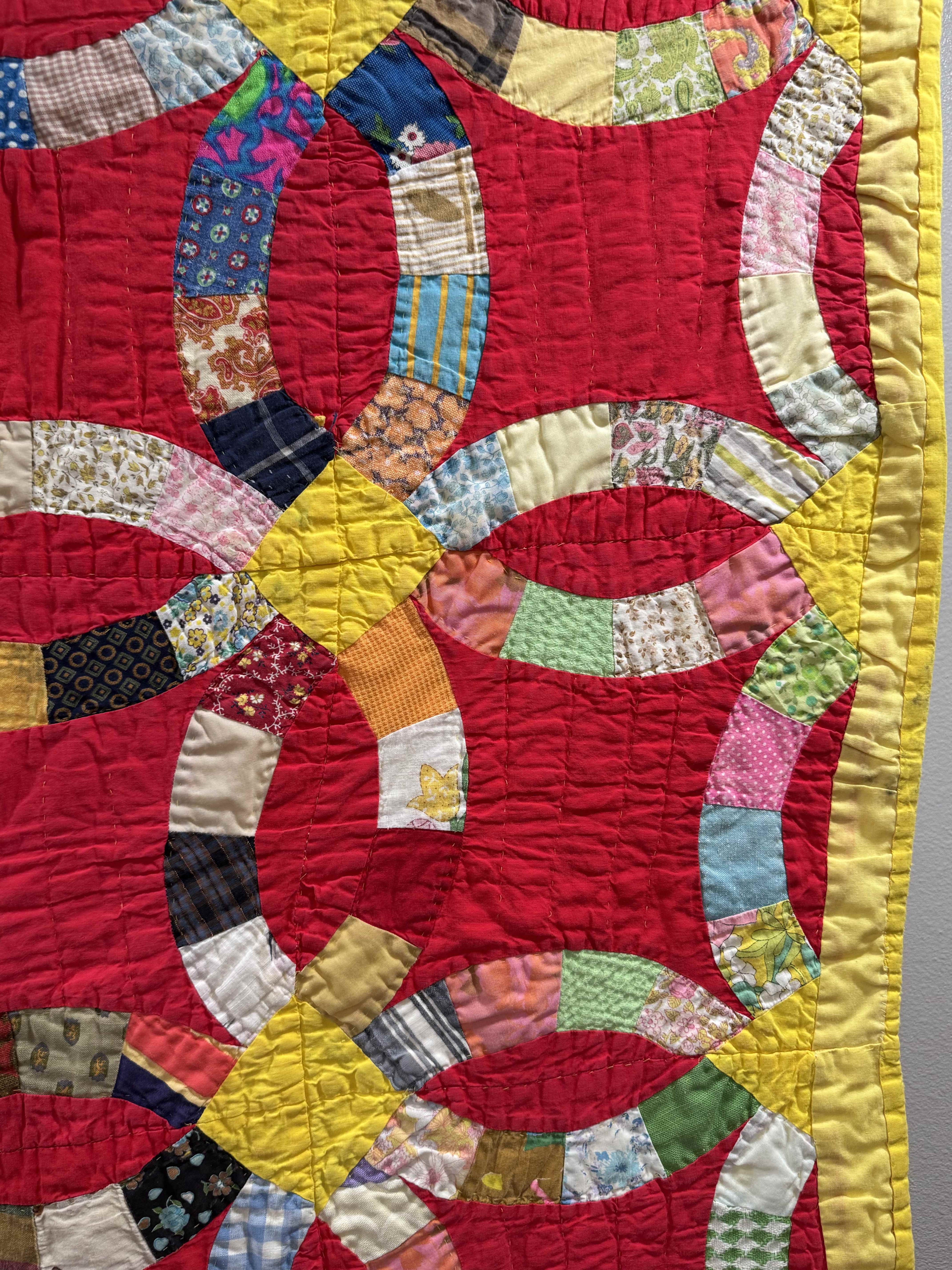 Vintage Double Wedding Ring Quilt